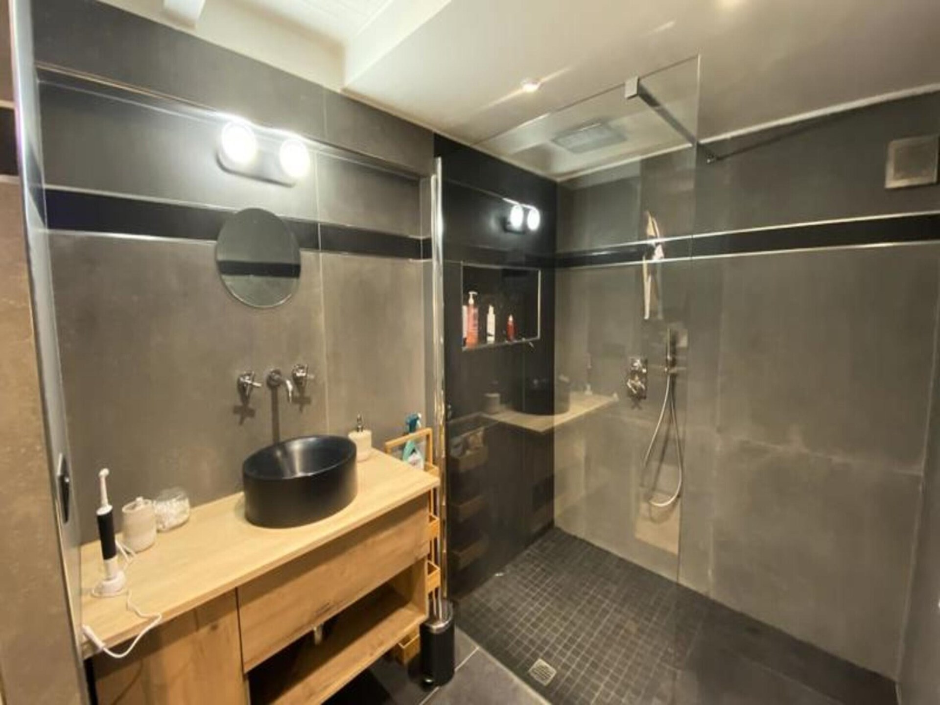 06bx : Superbe Loft - 100m2 - 6 Personnes - foto 14