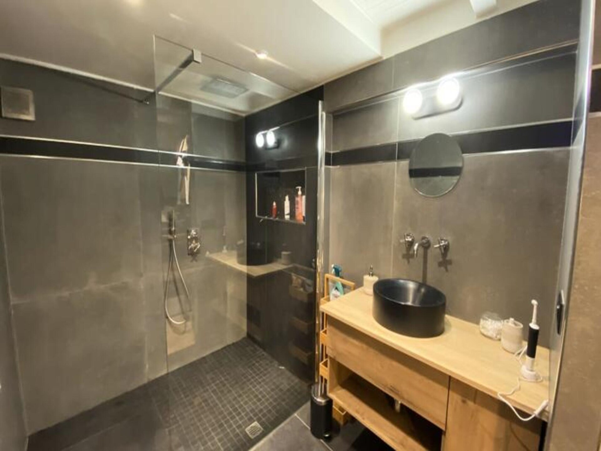06bx : Superbe Loft - 100m2 - 6 Personnes - foto 3