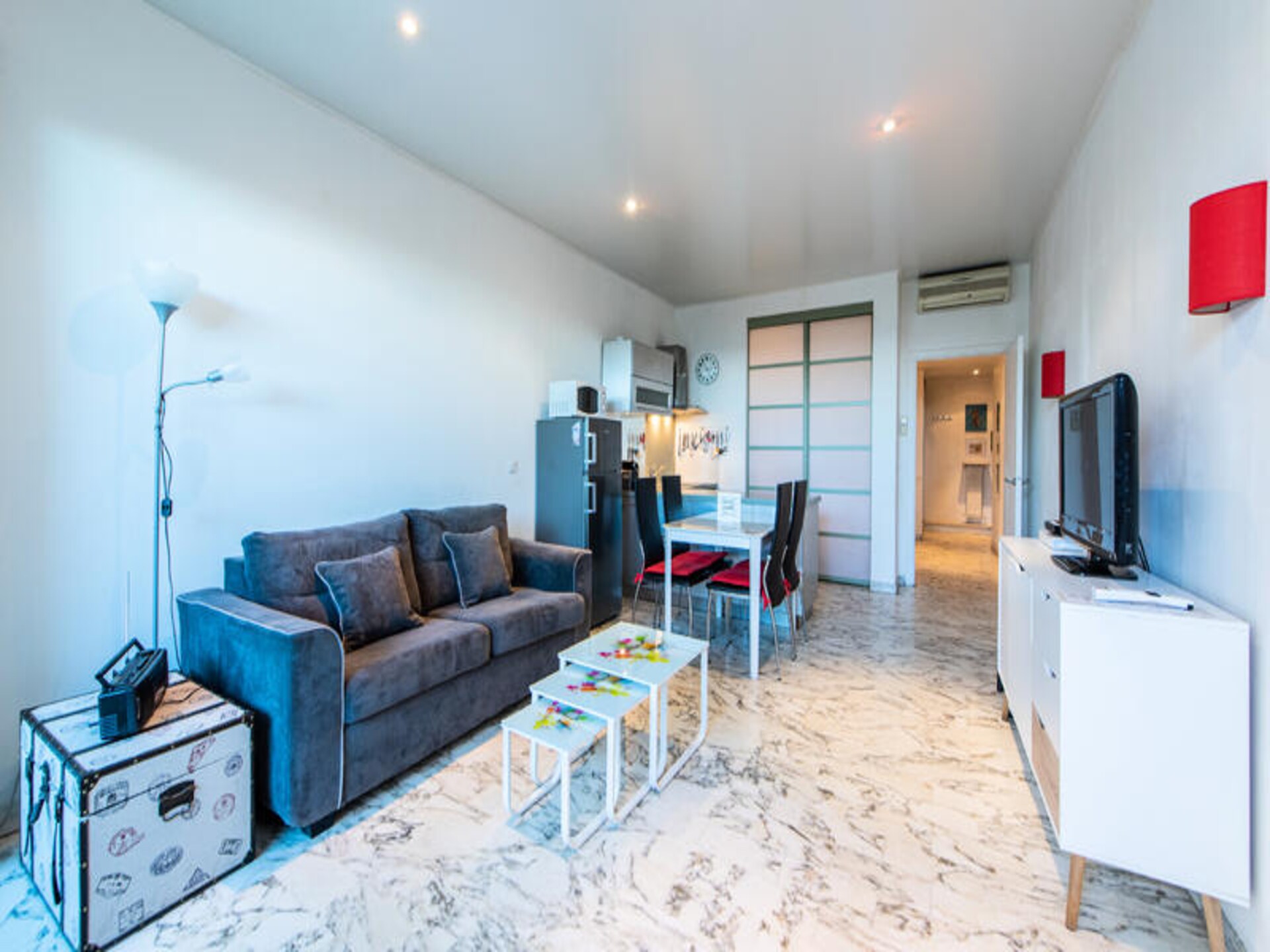 Zonnig appartement aan de Promenade des Anglais met terras - foto 1