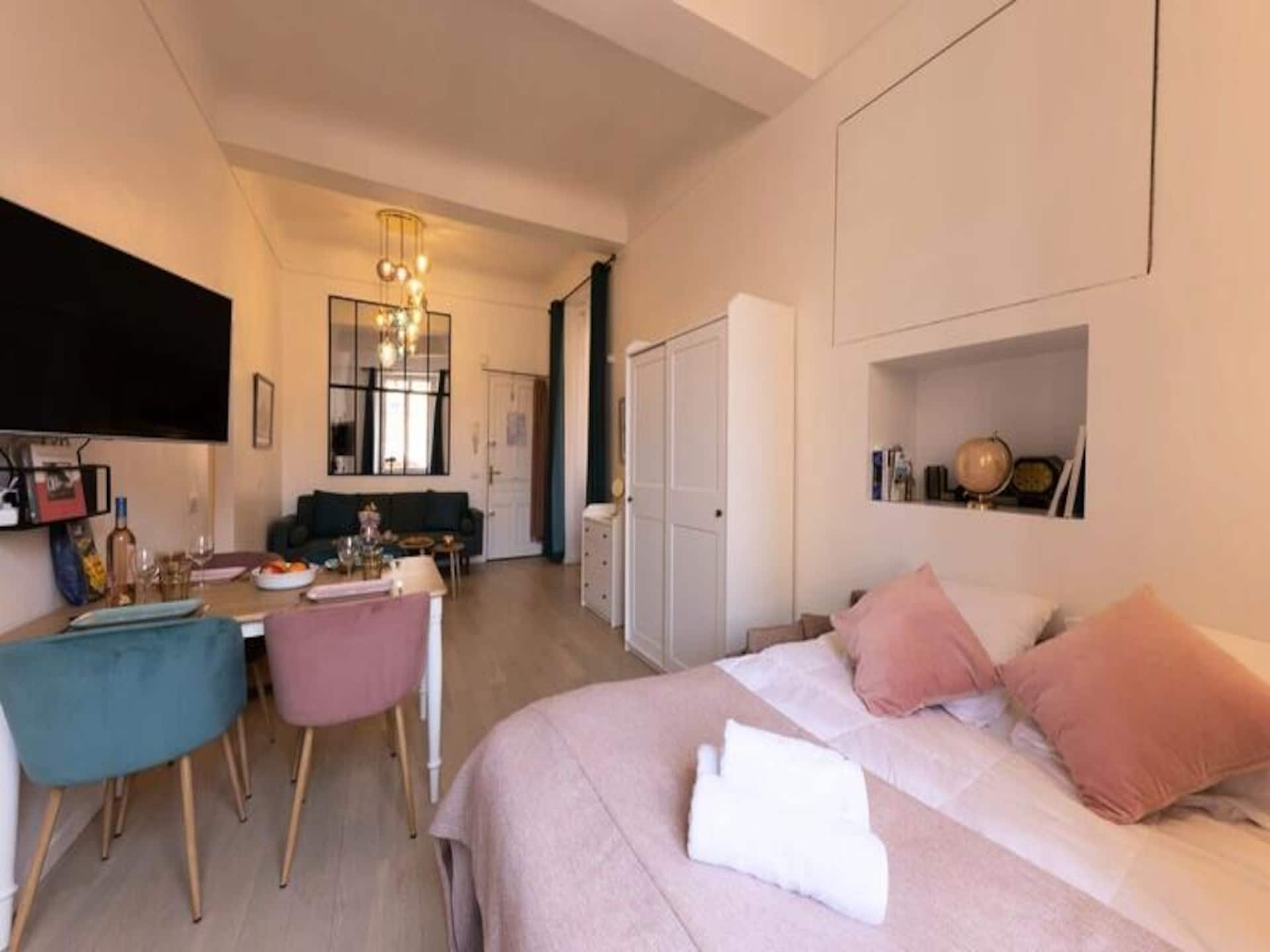 Charmant appartement in hartje Oud Nice met uitzicht op kathedraal - foto 31