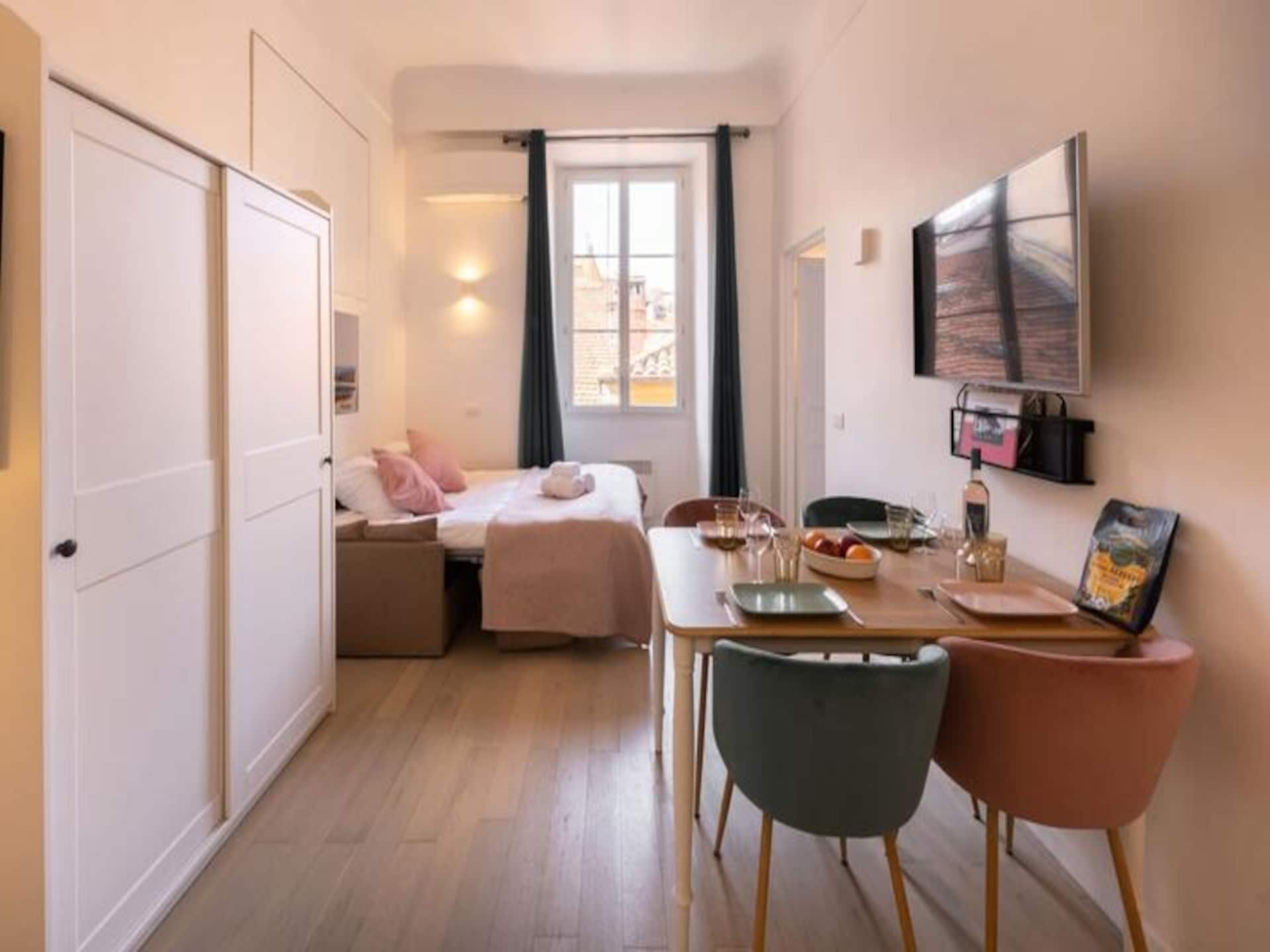 Charmant appartement in hartje Oud Nice met uitzicht op kathedraal - foto 32