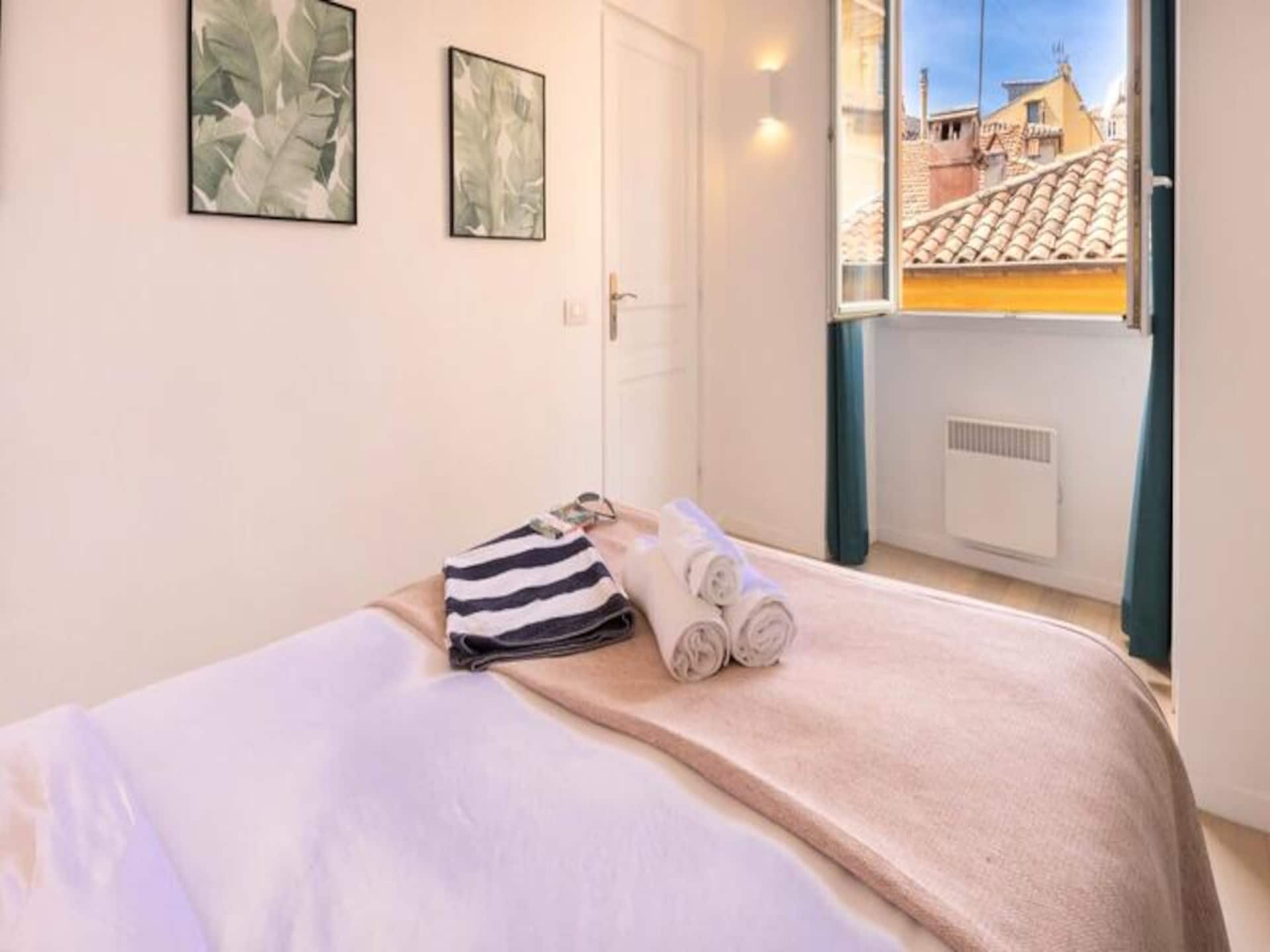 Charmant appartement in hartje Oud Nice met uitzicht op kathedraal - foto 42