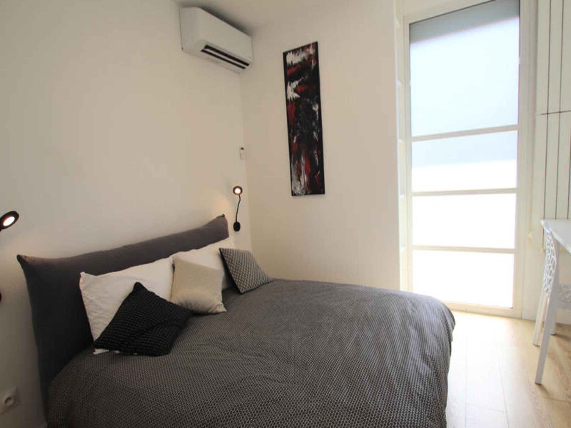 Gerenoveerd appartement op 100 meter van het strand met ruim terras in Nice - foto 24