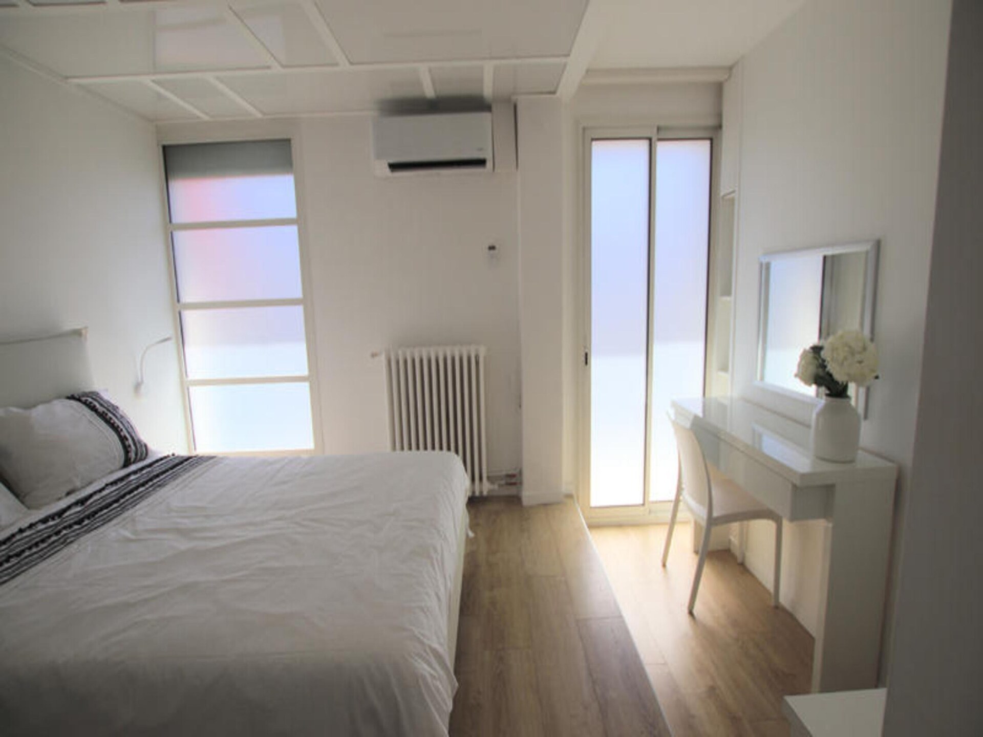 Gerenoveerd appartement op 100 meter van het strand met ruim terras in Nice - foto 19