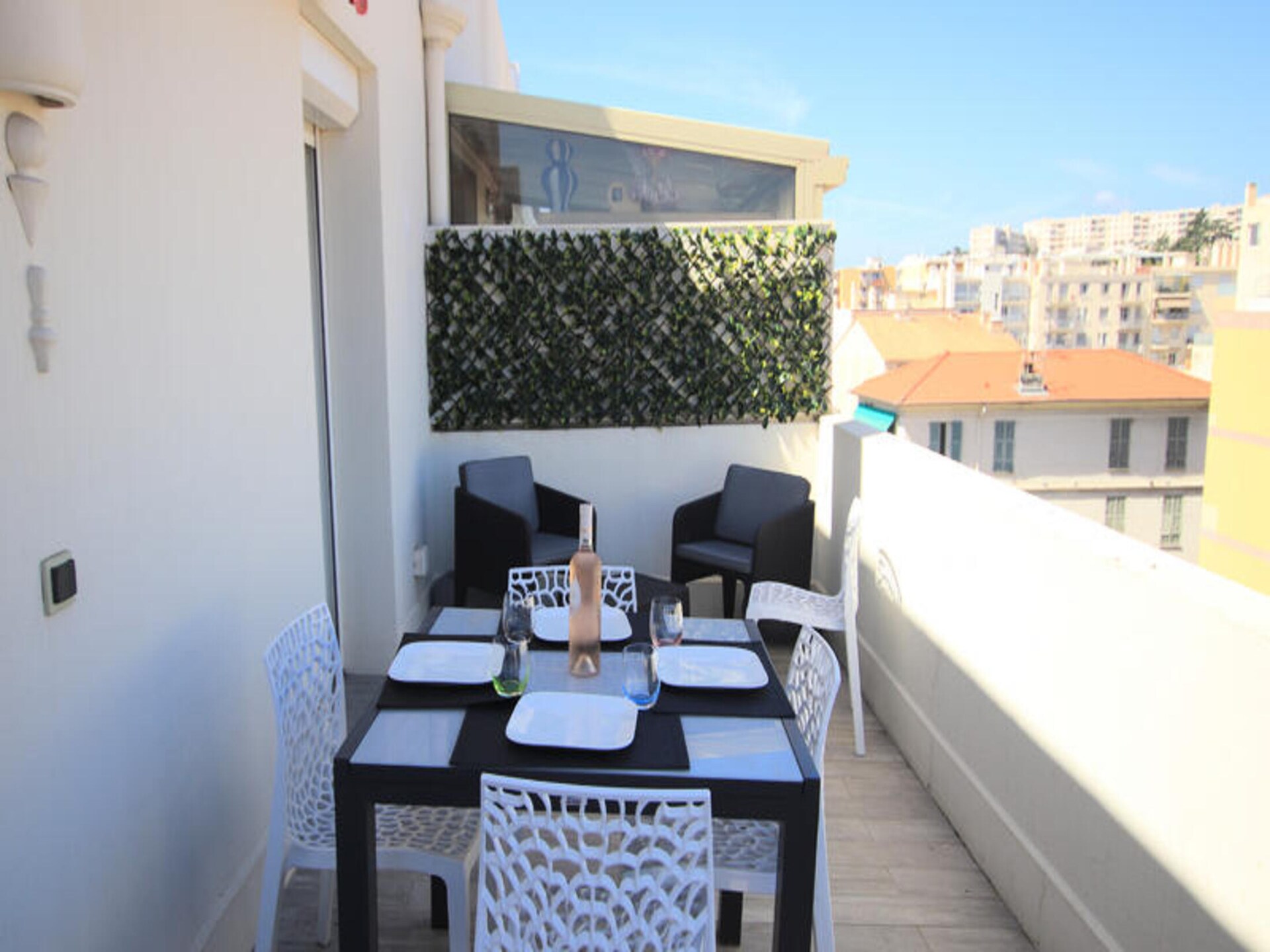 Gerenoveerd appartement op 100 meter van het strand met ruim terras in Nice - foto 21