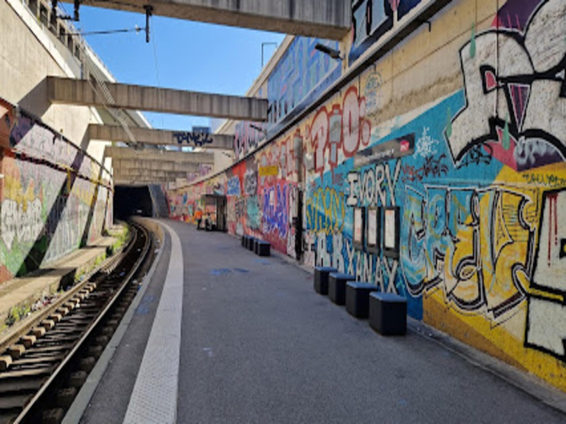 Moderne studio in Marseille, vlakbij de oude haven en met zwembad - foto 14
