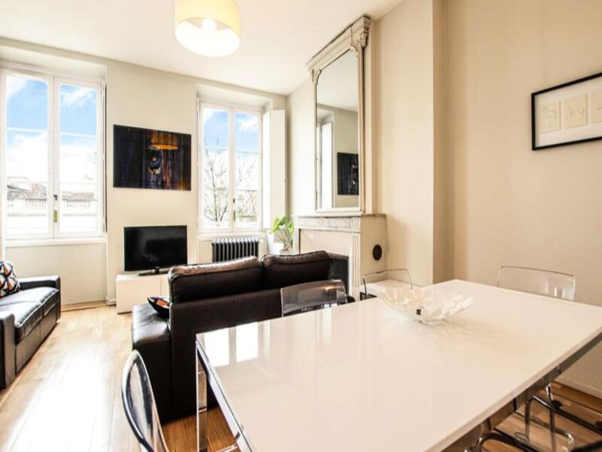 Prestigieus appartement van 70 m² aan het Jardin Public in Bordeaux - foto 4