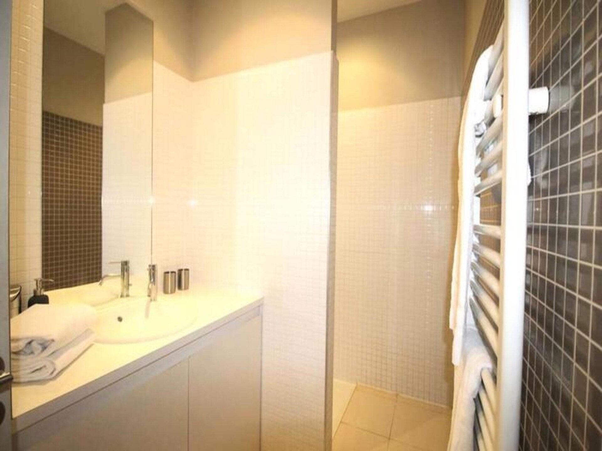 Prestigieus appartement van 70 m² aan het Jardin Public in Bordeaux - foto 25