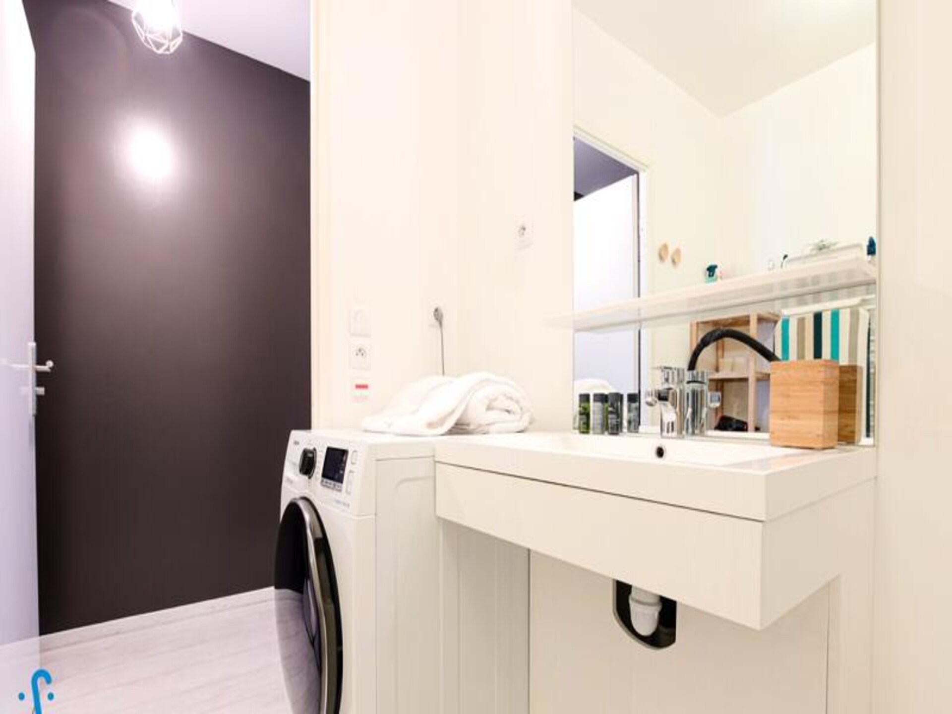 Modern appartement voor 4 personen met parkeerplaats, op loopafstand van Cité du Vin - foto 9