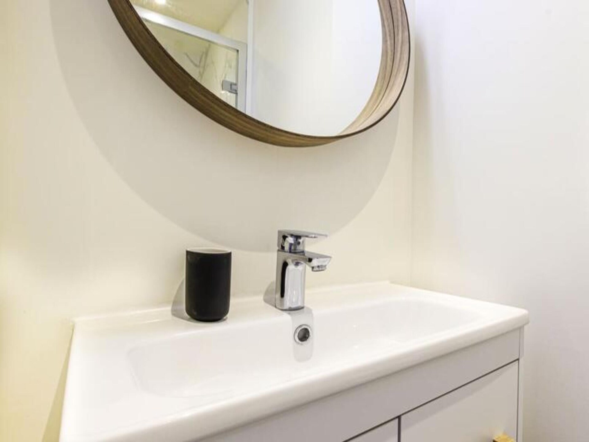 Gerenoveerd studio-appartement tegenover Gare Saint-Jean voor 2 personen - foto 7