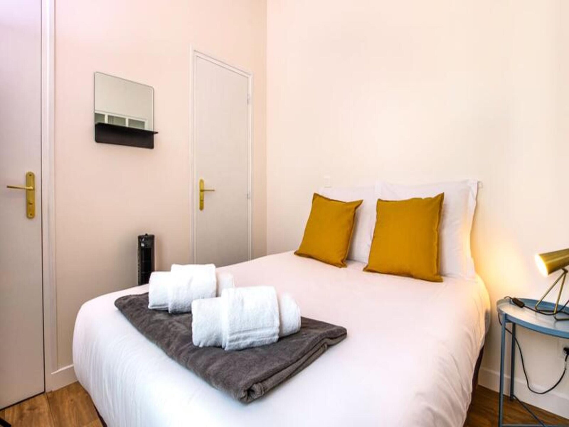 Gerenoveerd studio-appartement tegenover Gare Saint-Jean voor 2 personen - foto 14