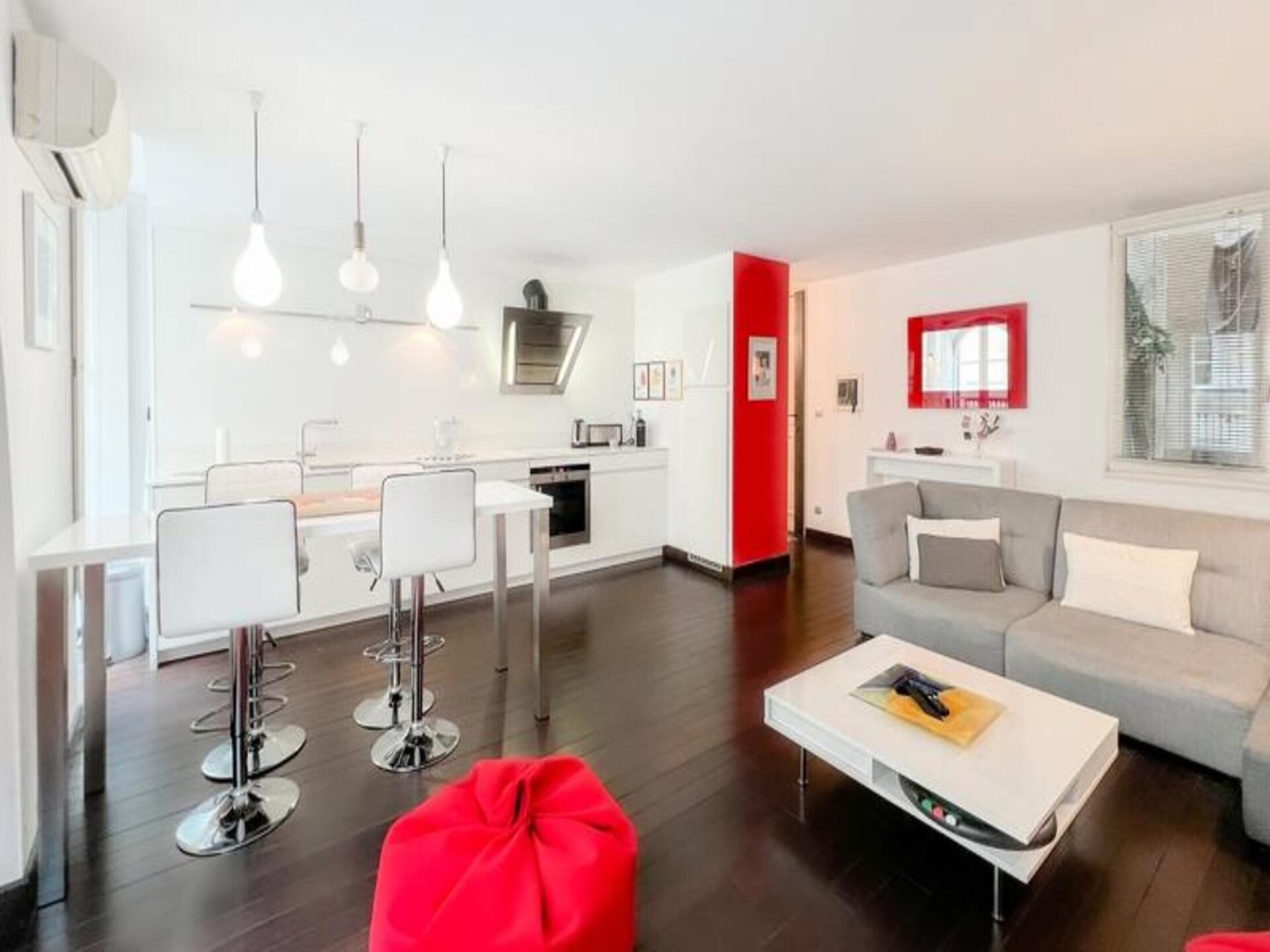 Authentiek appartement van 75m² in de prestigieuze Gouden Driehoek van Bordeaux - foto 26