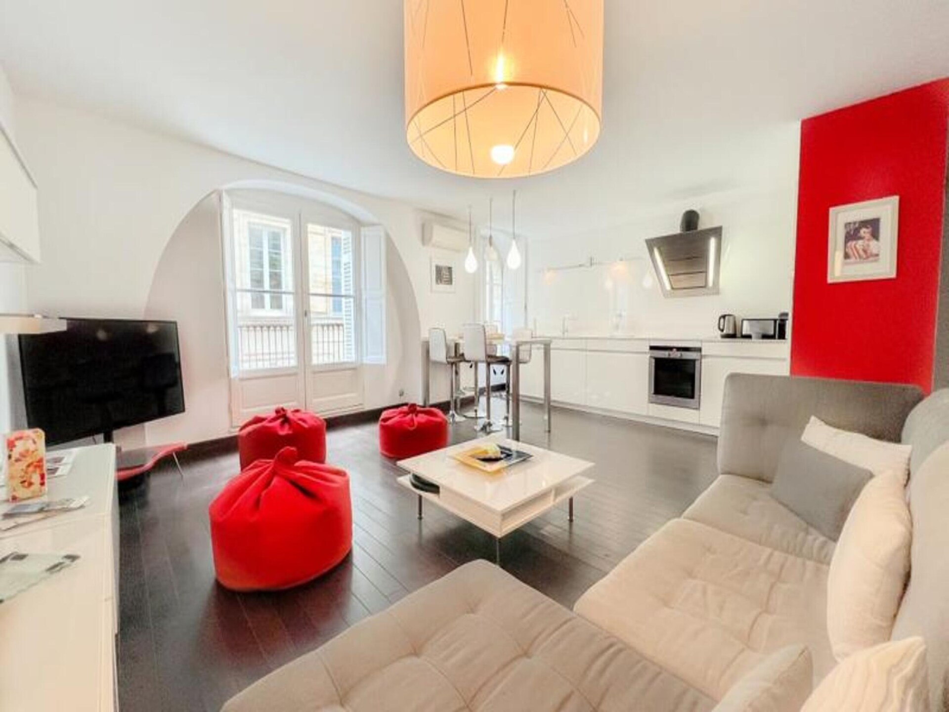 Authentiek appartement van 75m² in de prestigieuze Gouden Driehoek van Bordeaux - foto 14