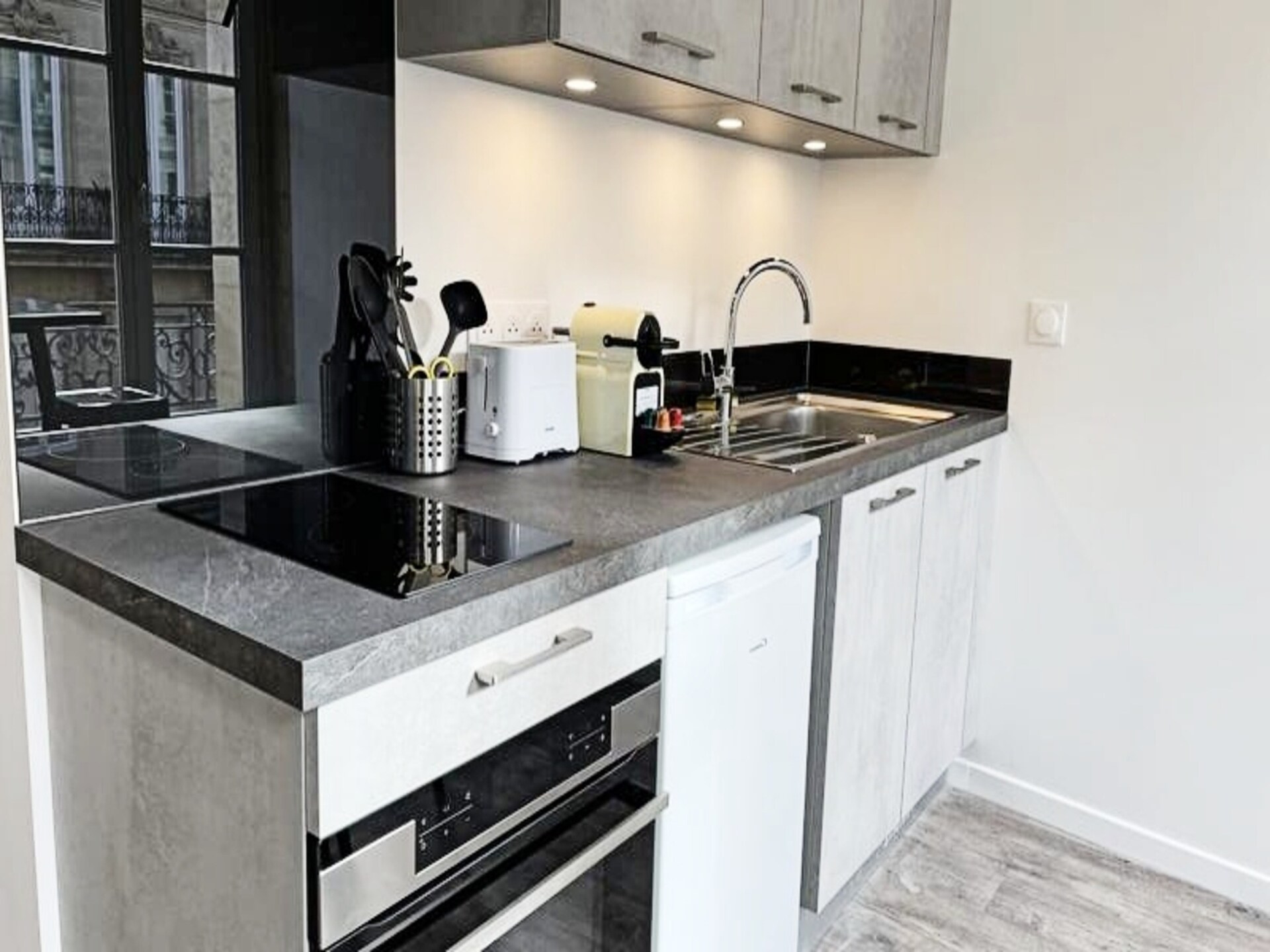 Sfeervol Bordeaux-appartement met airco en privéterras voor 2 personen - foto 15