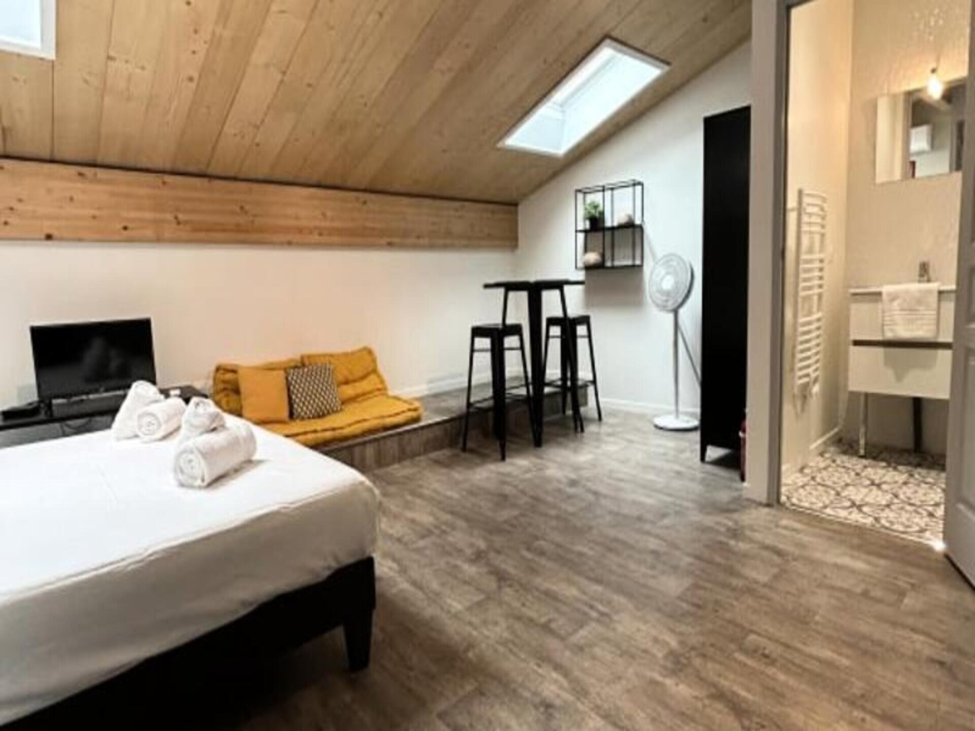 Gerenoveerd studio-appartement met airco in hartje Bordeaux - foto 19
