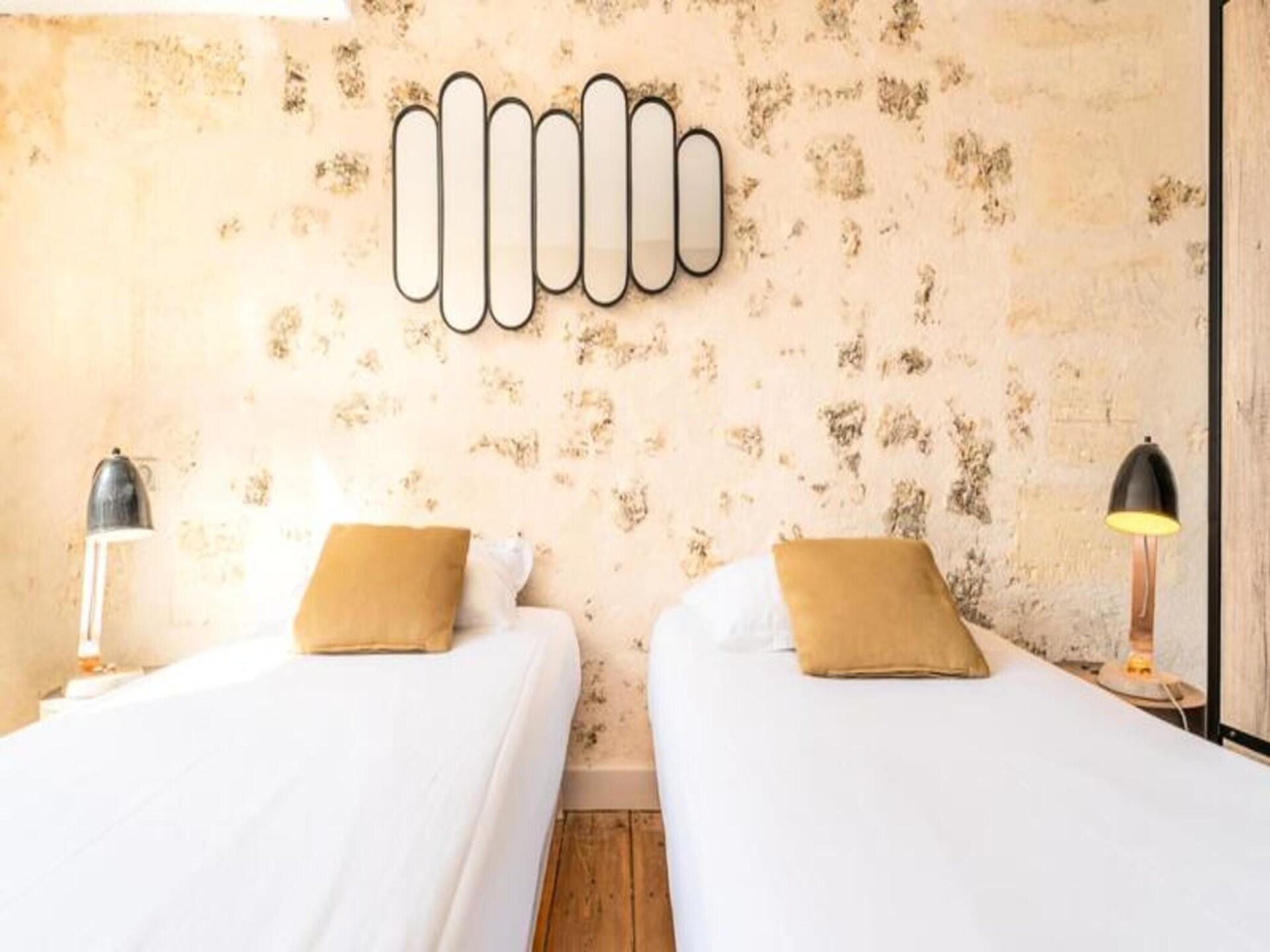 Ruim Duplex Appartement met 3 Slaapkamers en Rooftop Terras in Bordeaux - foto 40
