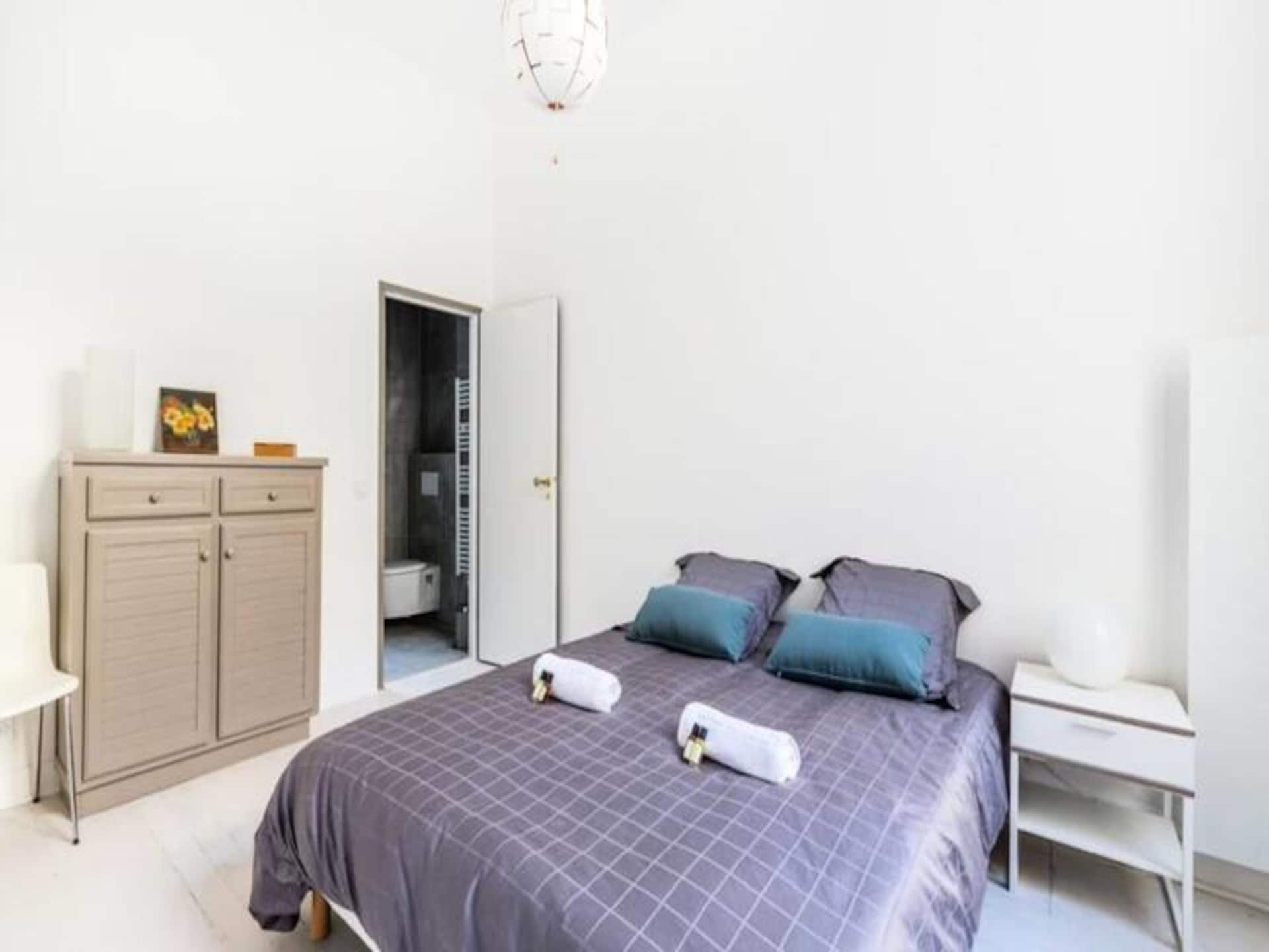 Stijlvol appartement in het hart van Bordeaux, vlakbij Place des Grands Hommes - foto 13