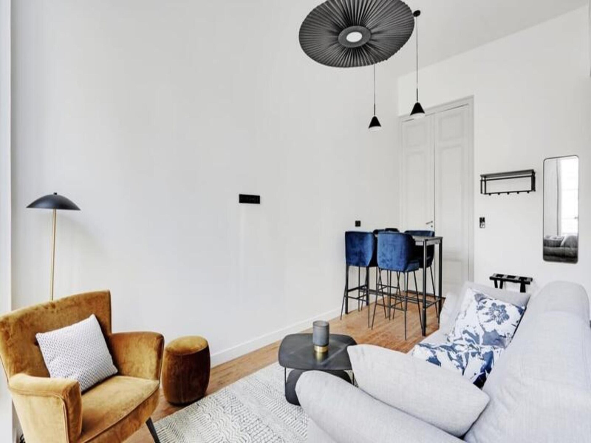 Suite Aviau: Elegant verblijf in hartje Bordeaux met uitzicht op iconische straat - foto 24