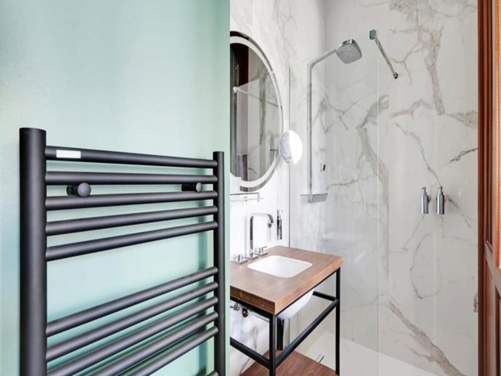 Suite Aviau: Elegant verblijf in hartje Bordeaux met uitzicht op iconische straat - foto 33