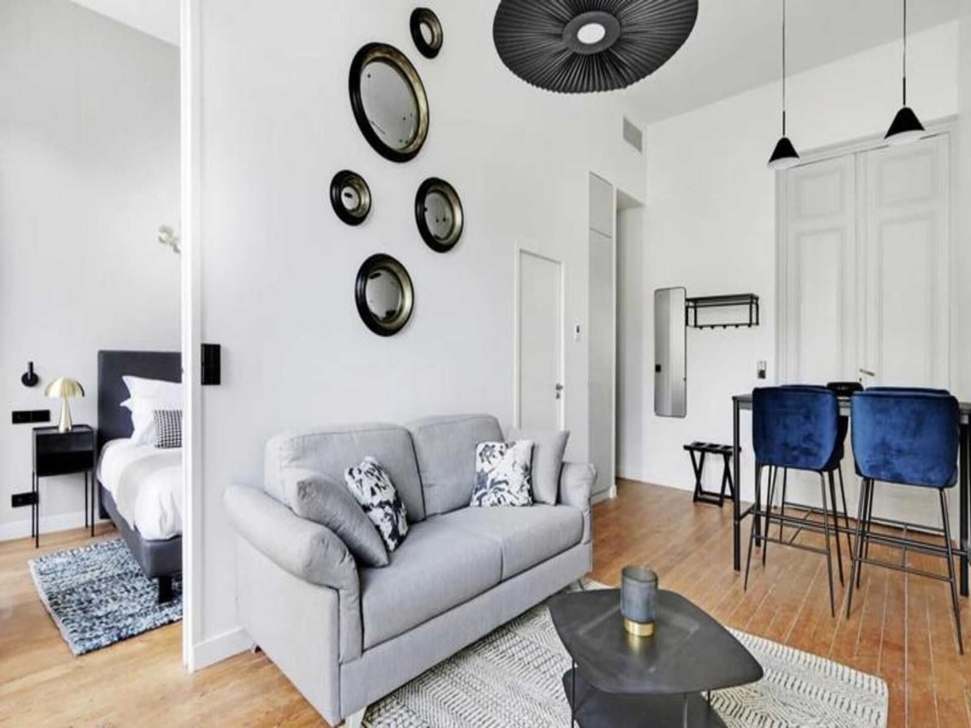 Suite Aviau: Elegant verblijf in hartje Bordeaux met uitzicht op iconische straat - foto 34