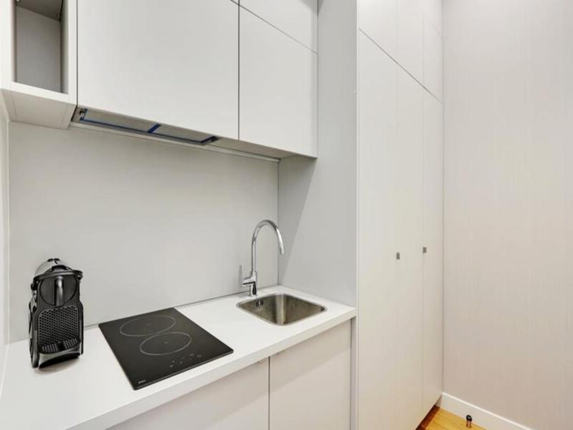 Suite Aviau: Elegant verblijf in hartje Bordeaux met uitzicht op iconische straat - foto 14