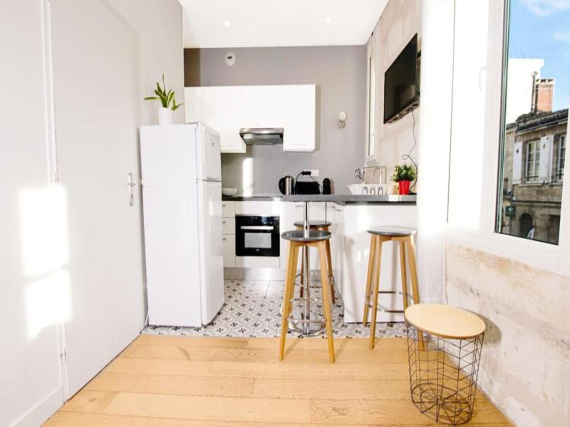 Sfeervolle studio van 35m² met airco in het bruisende hart van Chartrons, Bordeaux - foto 20
