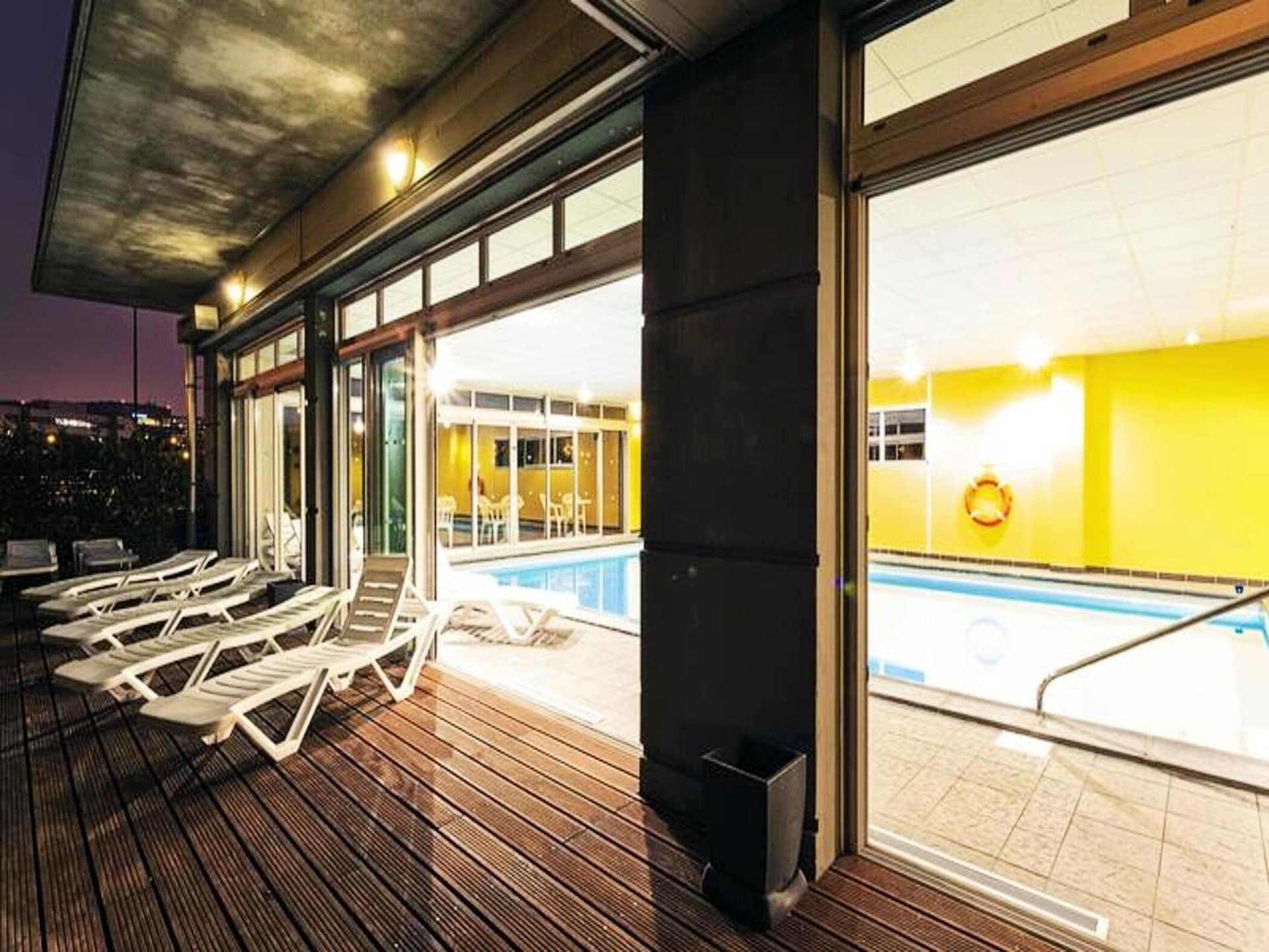 Knusse studio voor 2 bij Toulouse met zwembad, sauna & fitness - foto 13