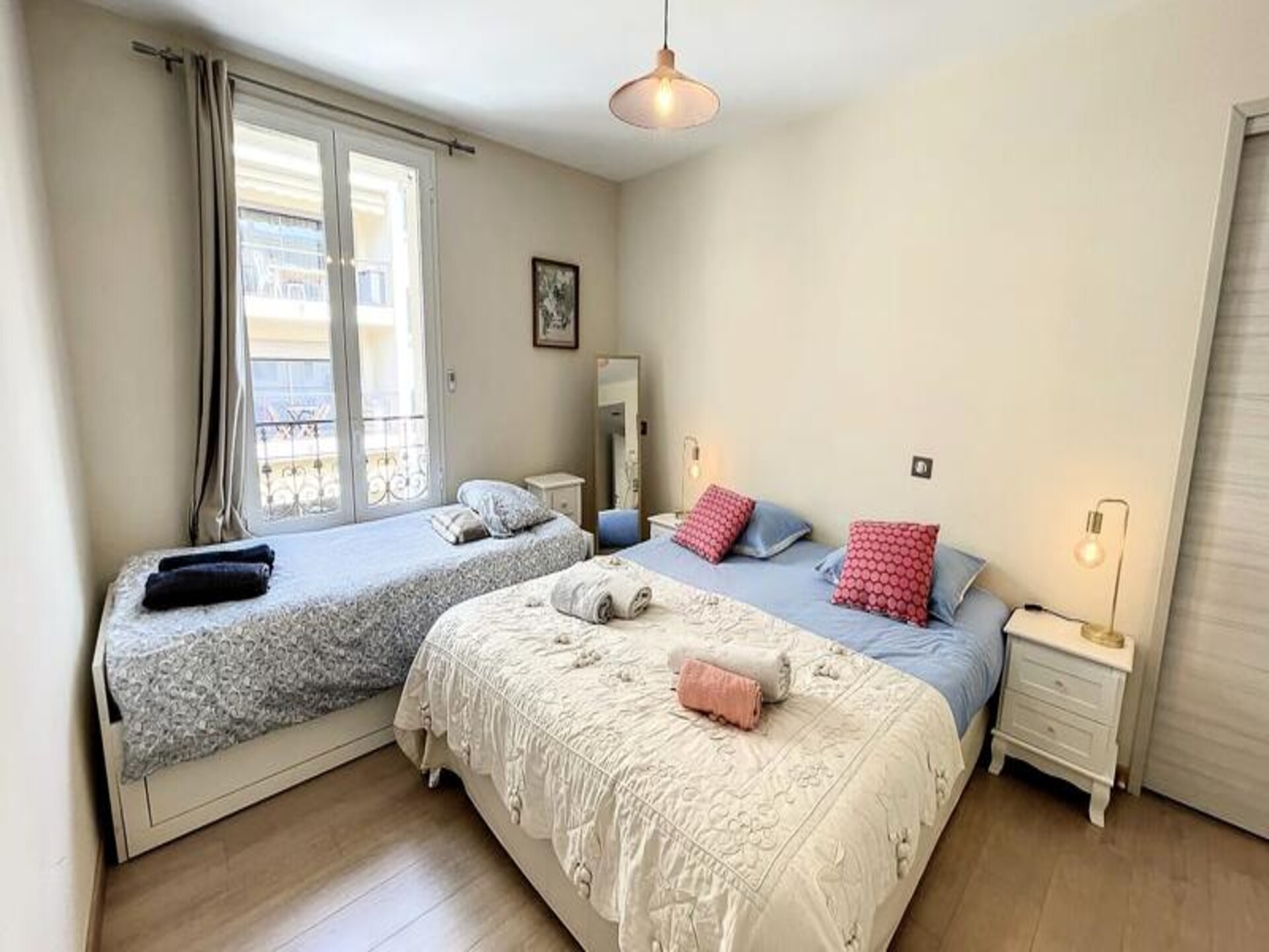 Charmant appartement met mezzanine en balkons, op loopafstand van Cannes centrum - foto 9