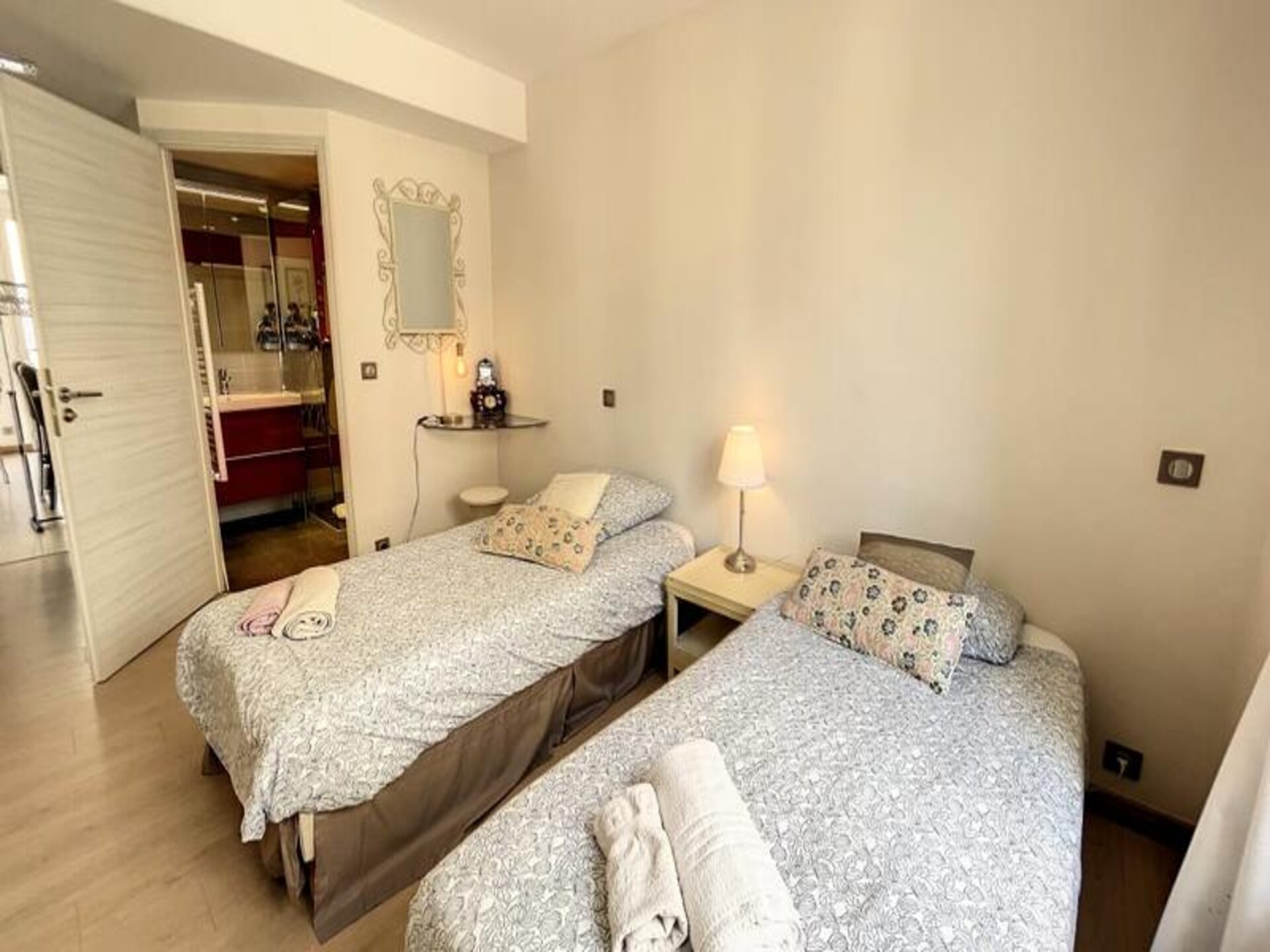 Charmant appartement met mezzanine en balkons, op loopafstand van Cannes centrum - foto 12