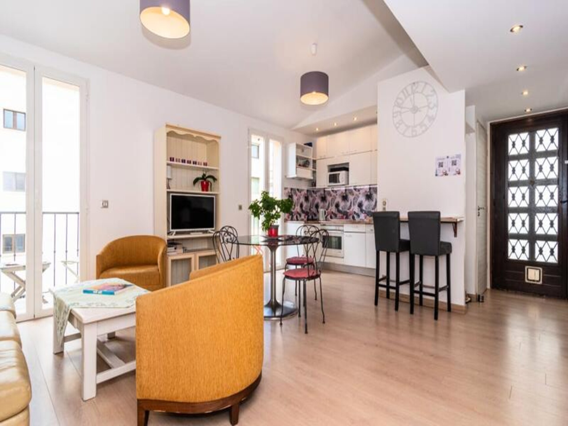 Charmant appartement met mezzanine en balkons, op loopafstand van Cannes centrum - foto 16