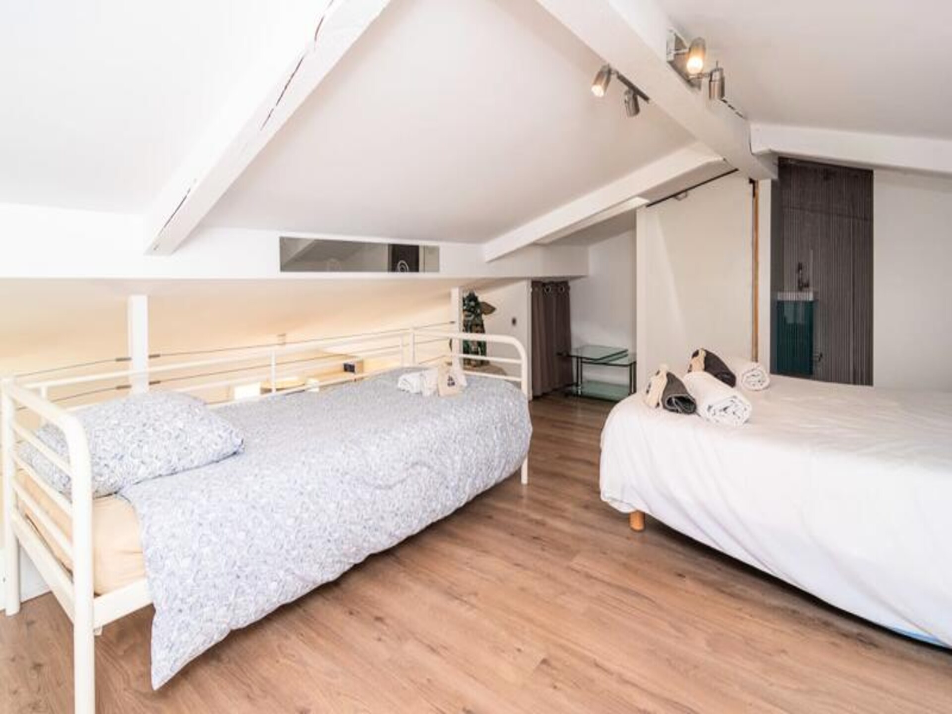 Charmant appartement met mezzanine en balkons, op loopafstand van Cannes centrum - foto 19