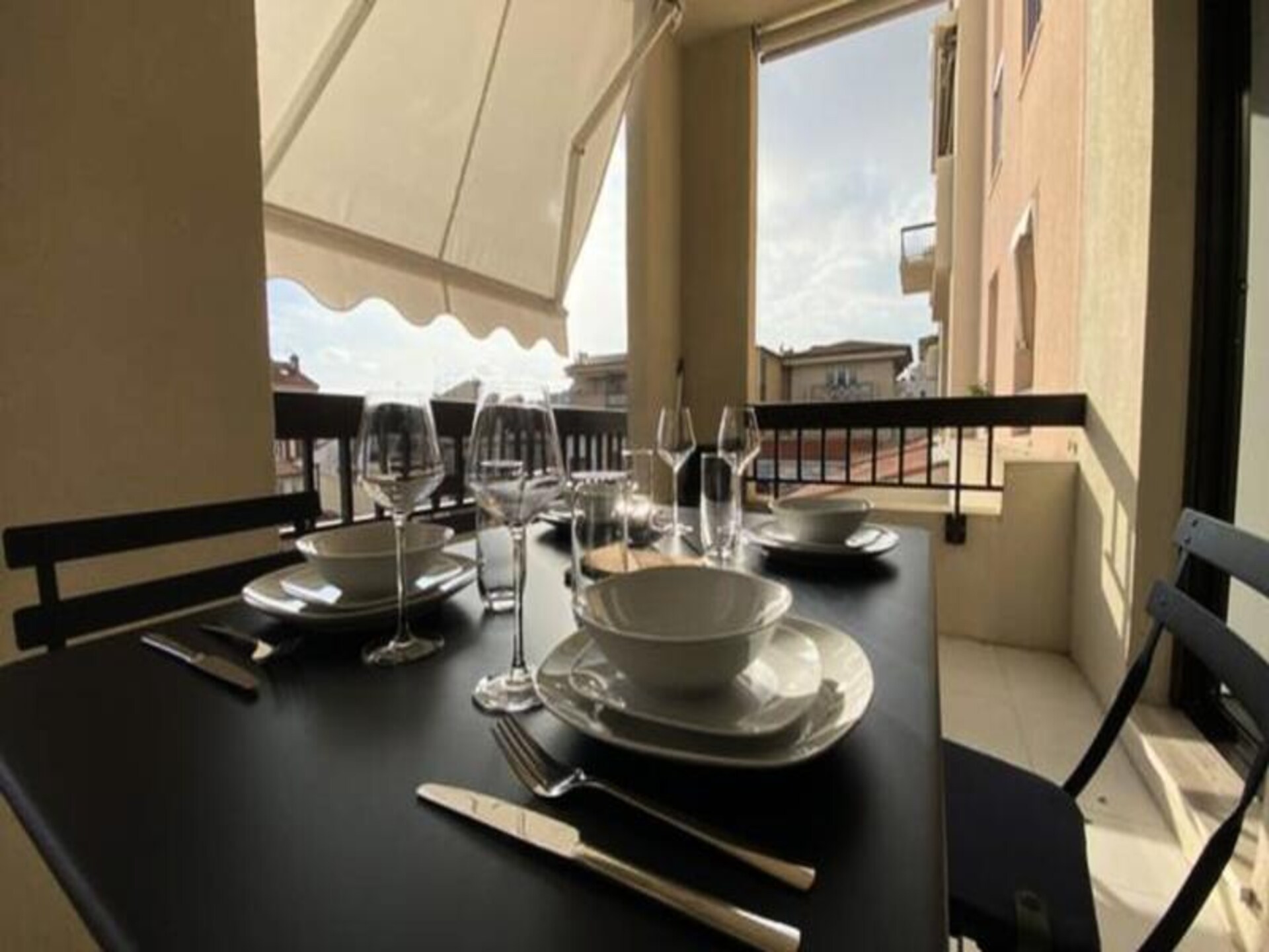 Stijlvol appartement met terras in hartje Cannes, vlakbij Palais en strand - foto 16