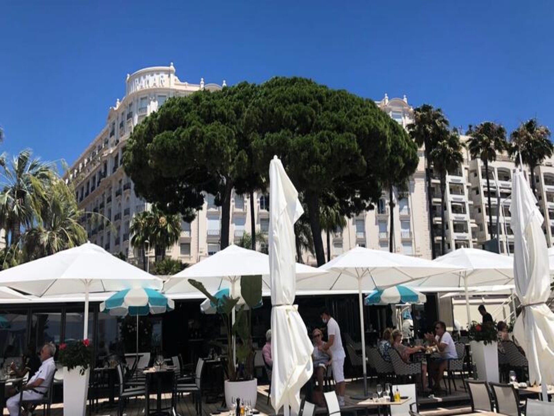 Stijlvol appartement met terras in hartje Cannes, vlakbij Palais en strand - foto 26