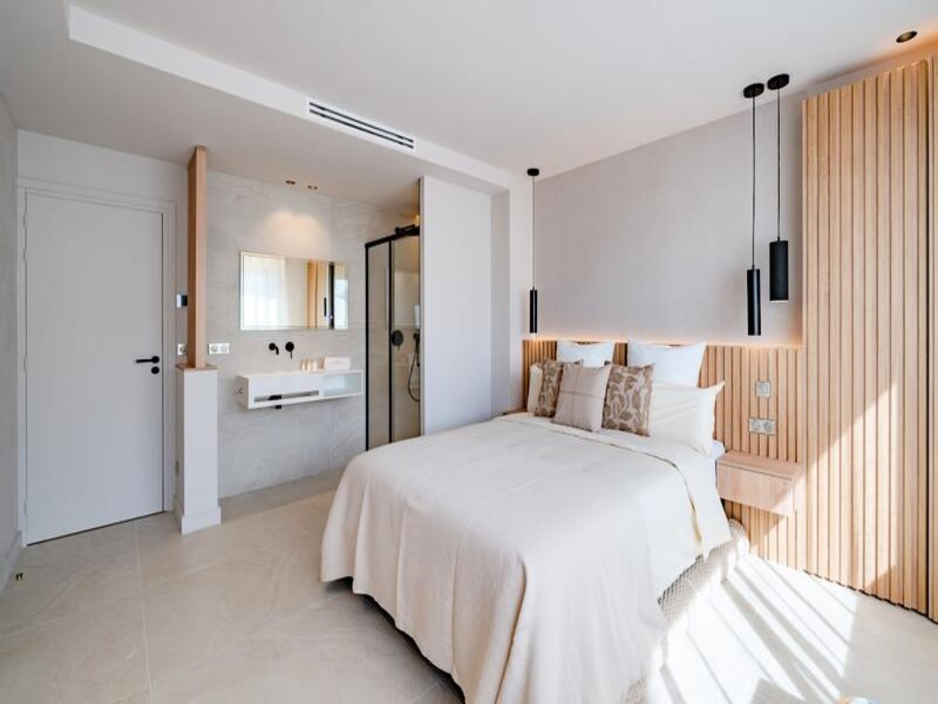 Prachtig gerenoveerd 4-kamerappartement met terras en zicht op het Carlton - foto 16