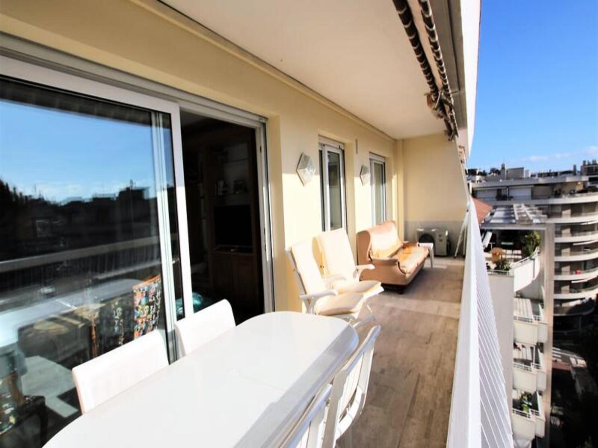Luxe 5-persoons appartement met airco in hartje Cannes, 200m van La Croisette - foto 30