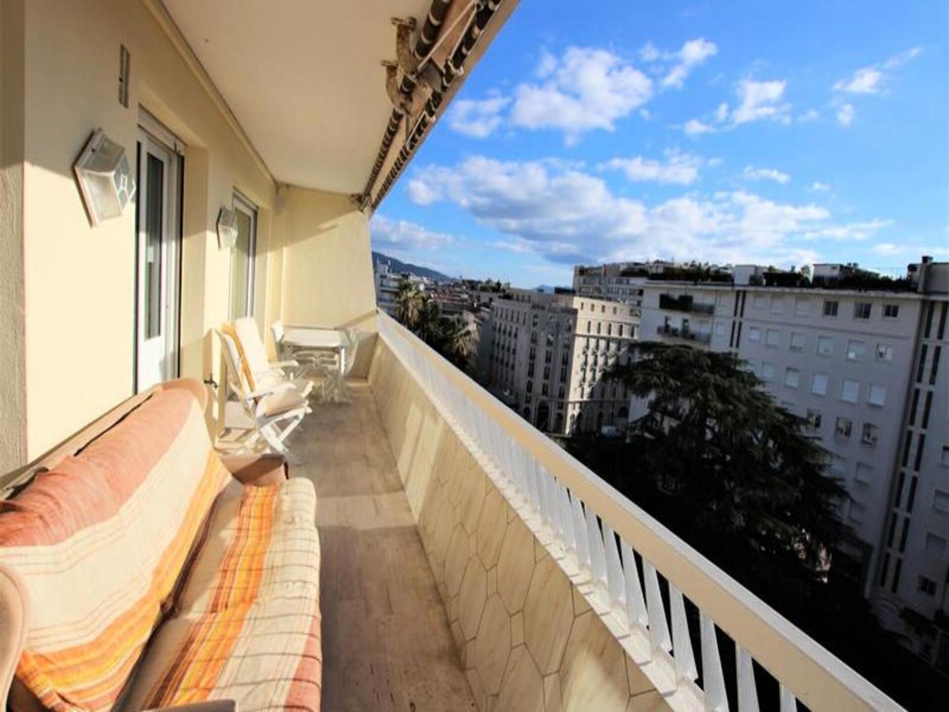 Luxe 5-persoons appartement met airco in hartje Cannes, 200m van La Croisette - foto 26