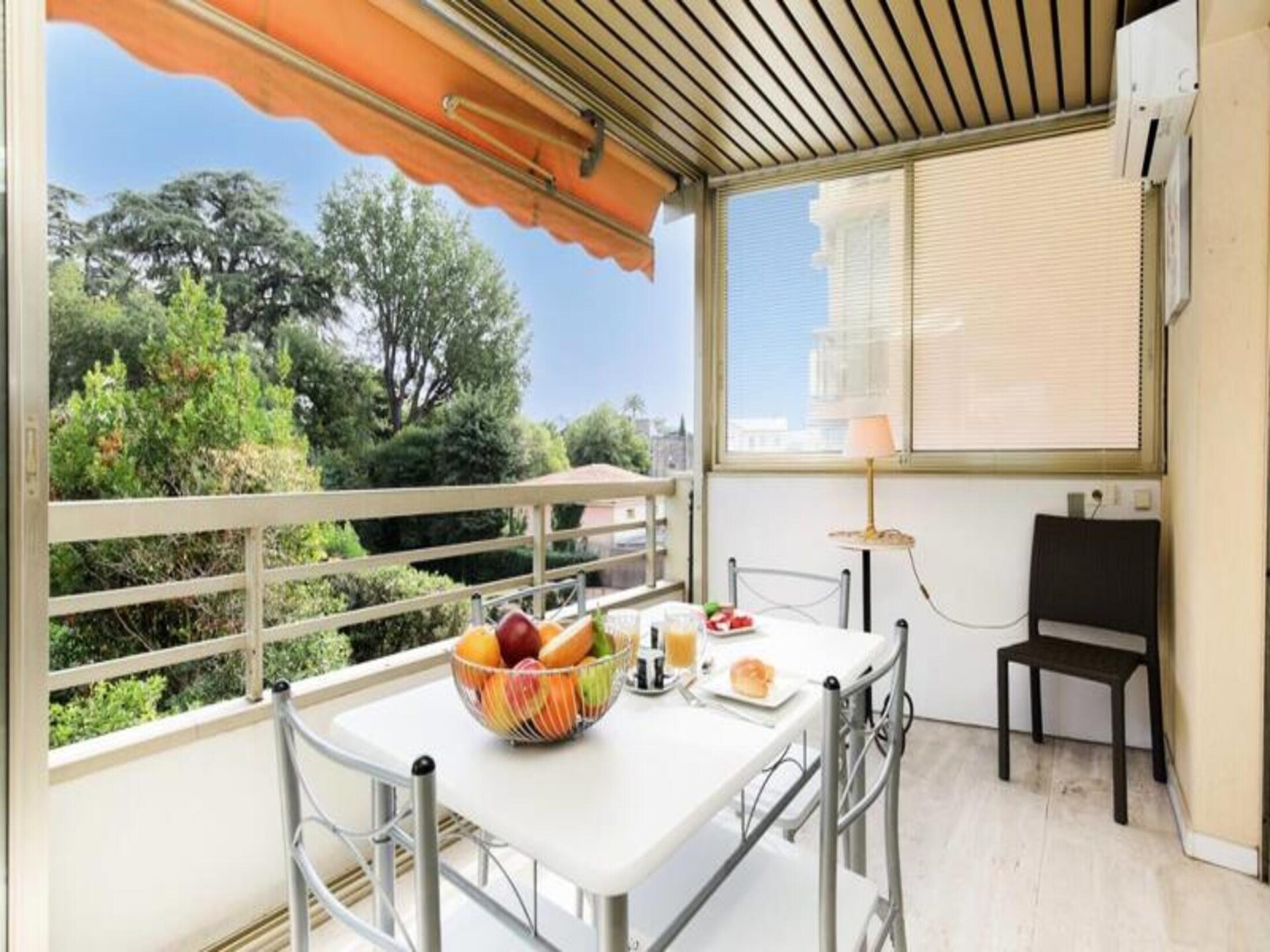 Licht appartement in Cannes met uitzicht op park, vlakbij de Croisette - foto 33