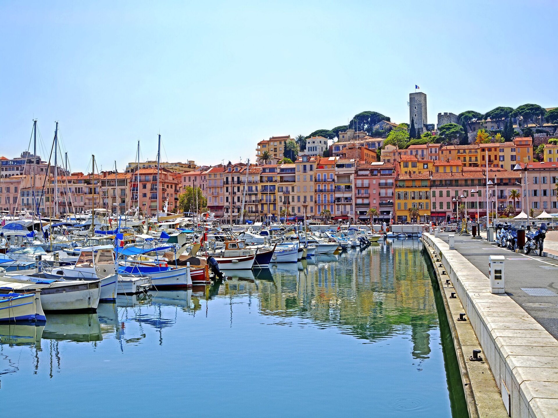 Panoramisch appartement met zwembad en uitzicht op de Baai van Cannes - foto 27