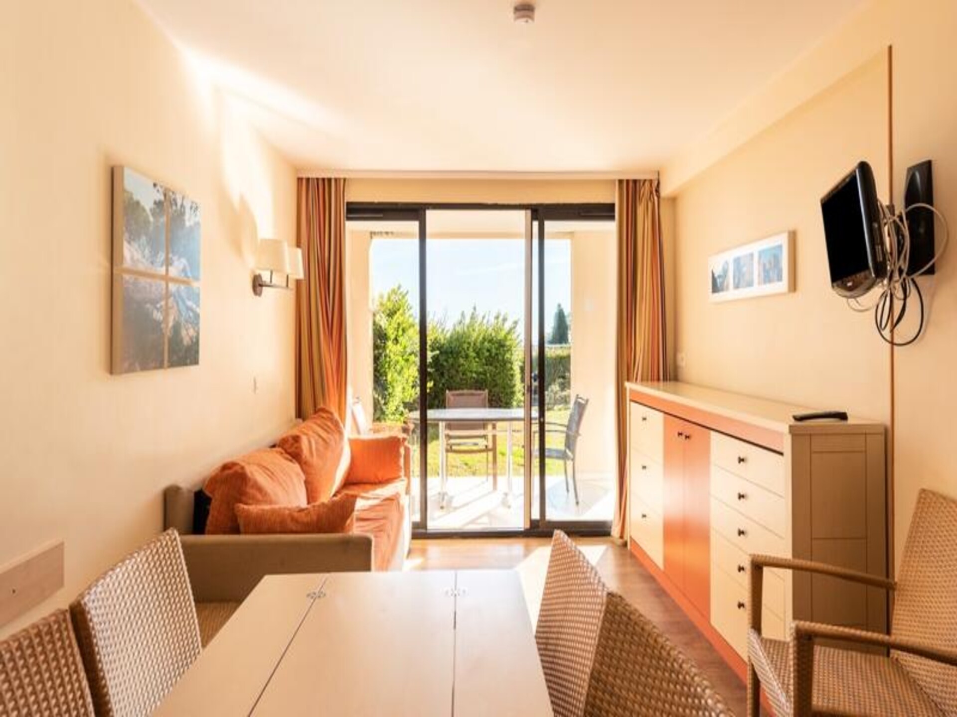 Rustiek appartement in Cannes met zwembad, tuin en zeezicht voor 6 personen - foto 16