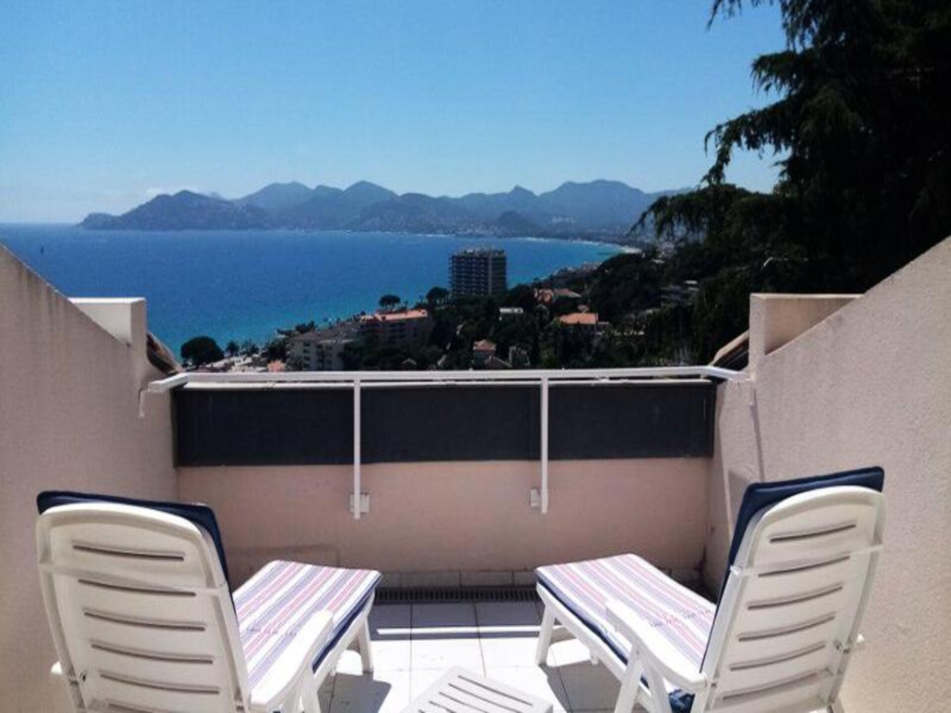 Luxe duplex met zeezicht en tuin nabij het strand van Cannes - foto 27