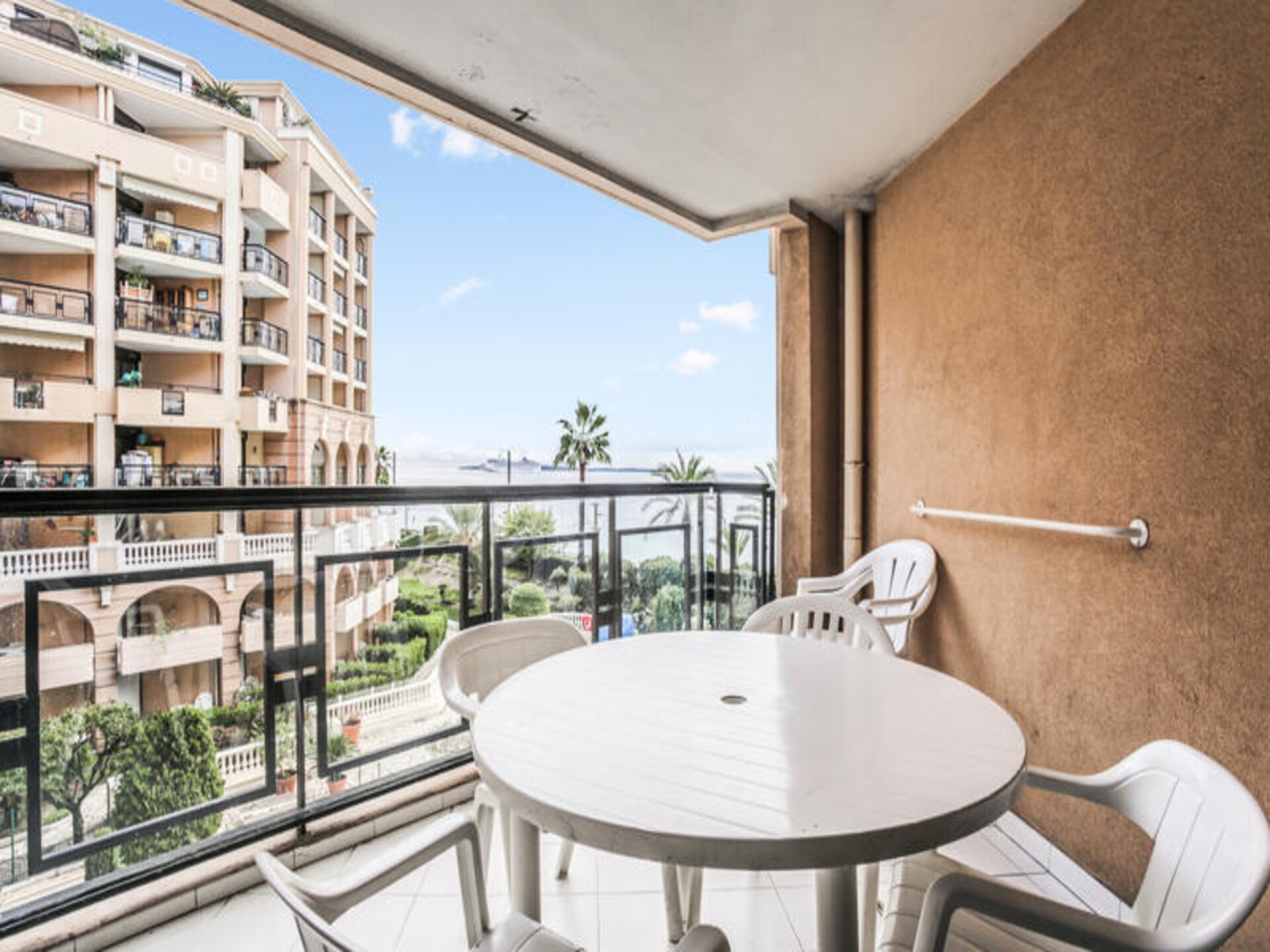 Licht appartement op 100 meter van het strand in Cannes La Bocca - foto 22