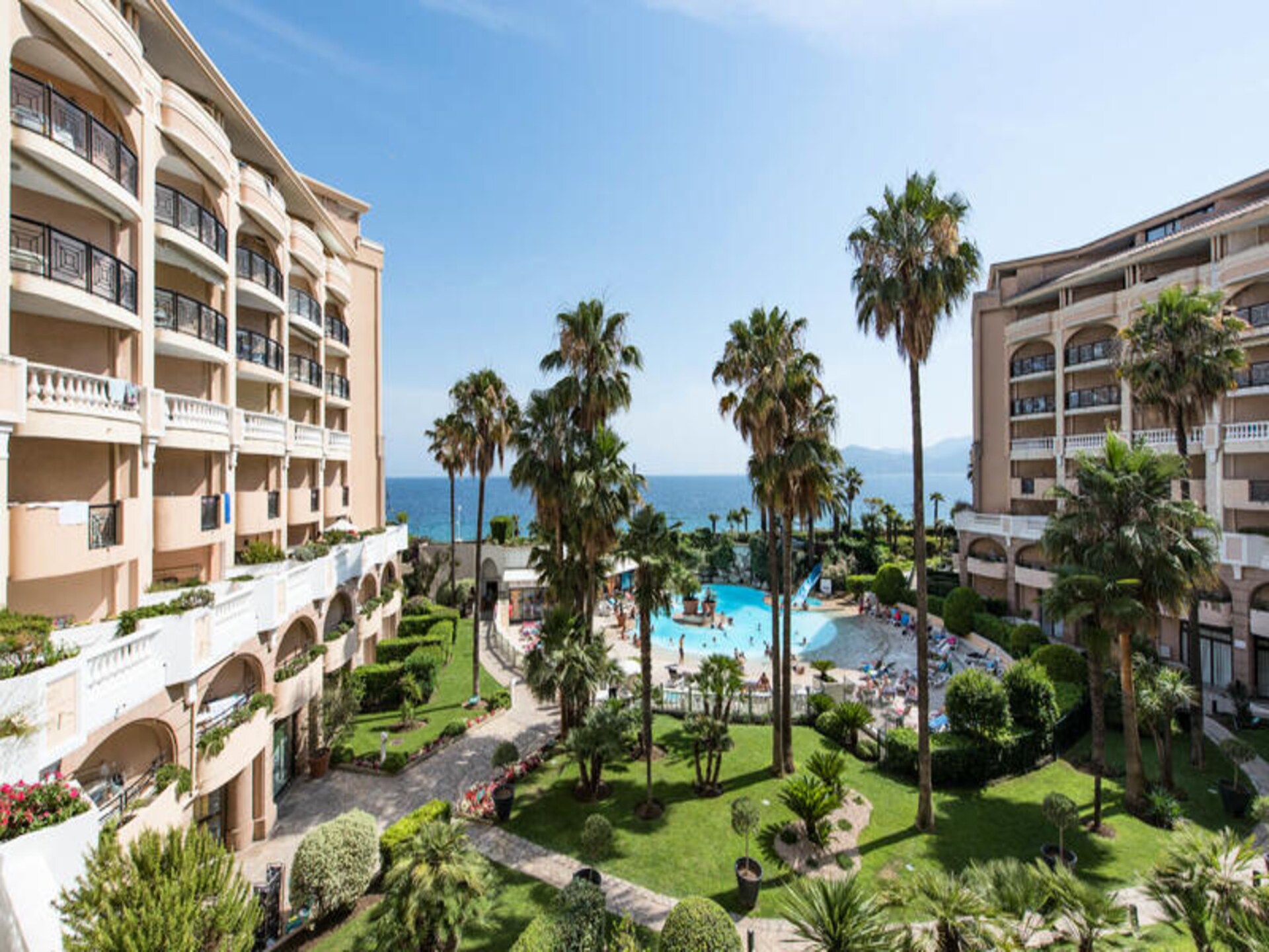 Appartement Cannes La Bocca met 2 slaapkamers, 100m van het strand - foto 2