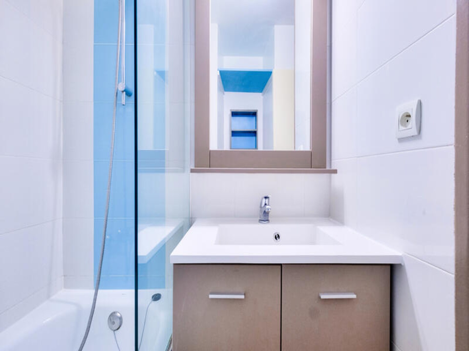 Knus appartement in Cannes met zwembad, op 1,5 km van het strand - foto 19