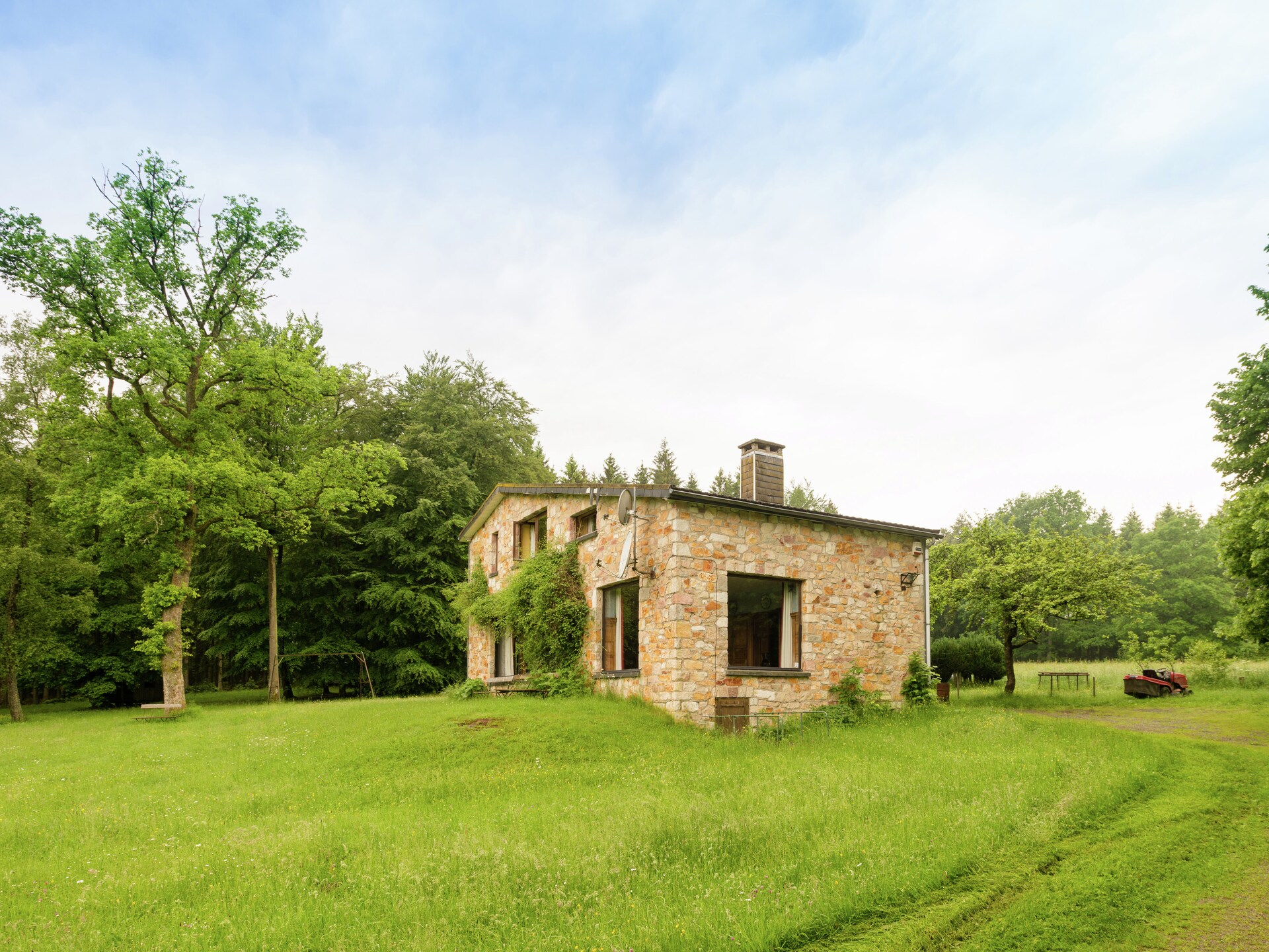 Red Hazels: Ruim vakantiehuis voor 10 in de bossen bij Stavelot - foto 1