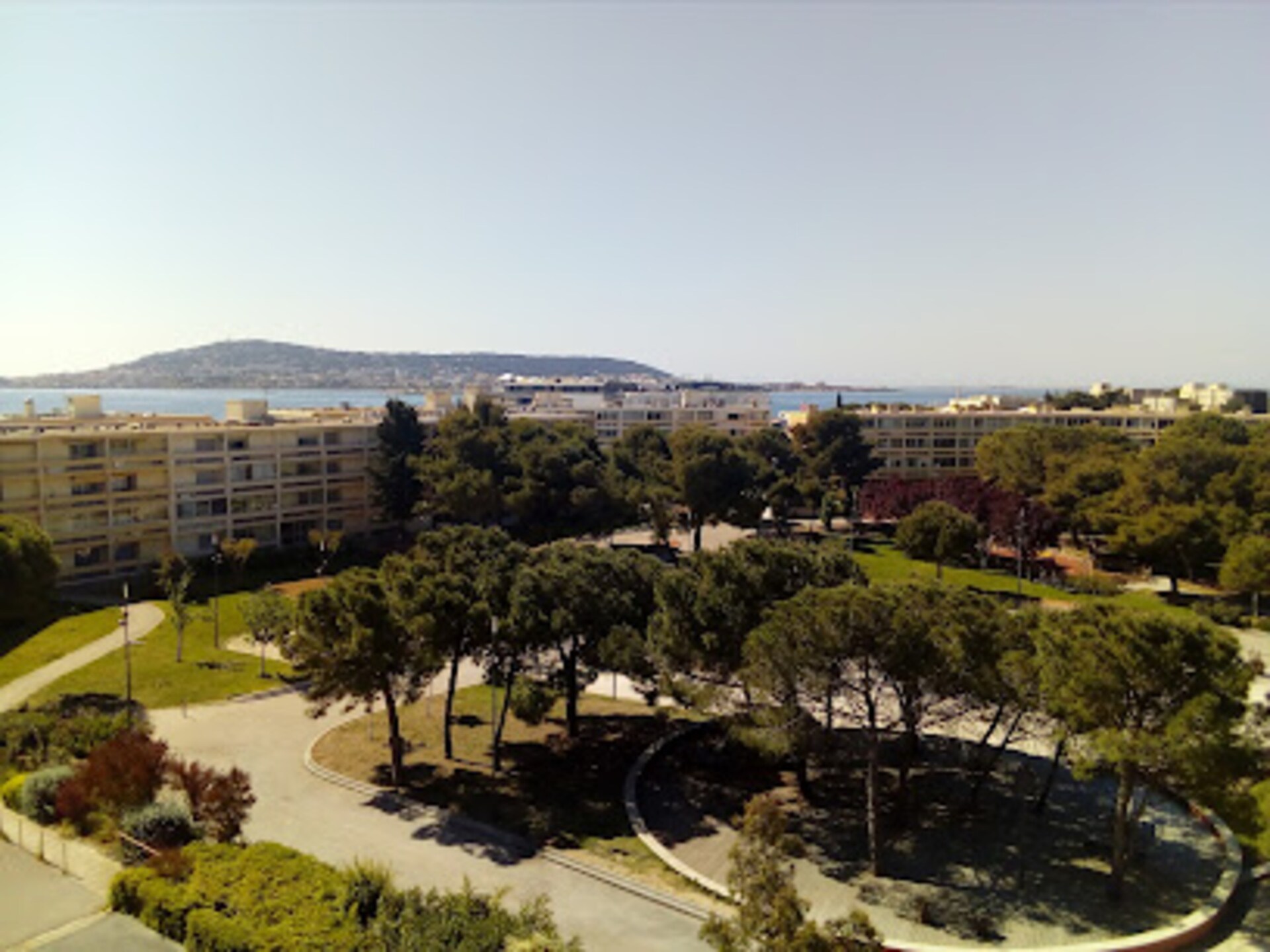 Knus appartement op loopafstand van strand en thermen in Balaruc-les-Bains - foto 4