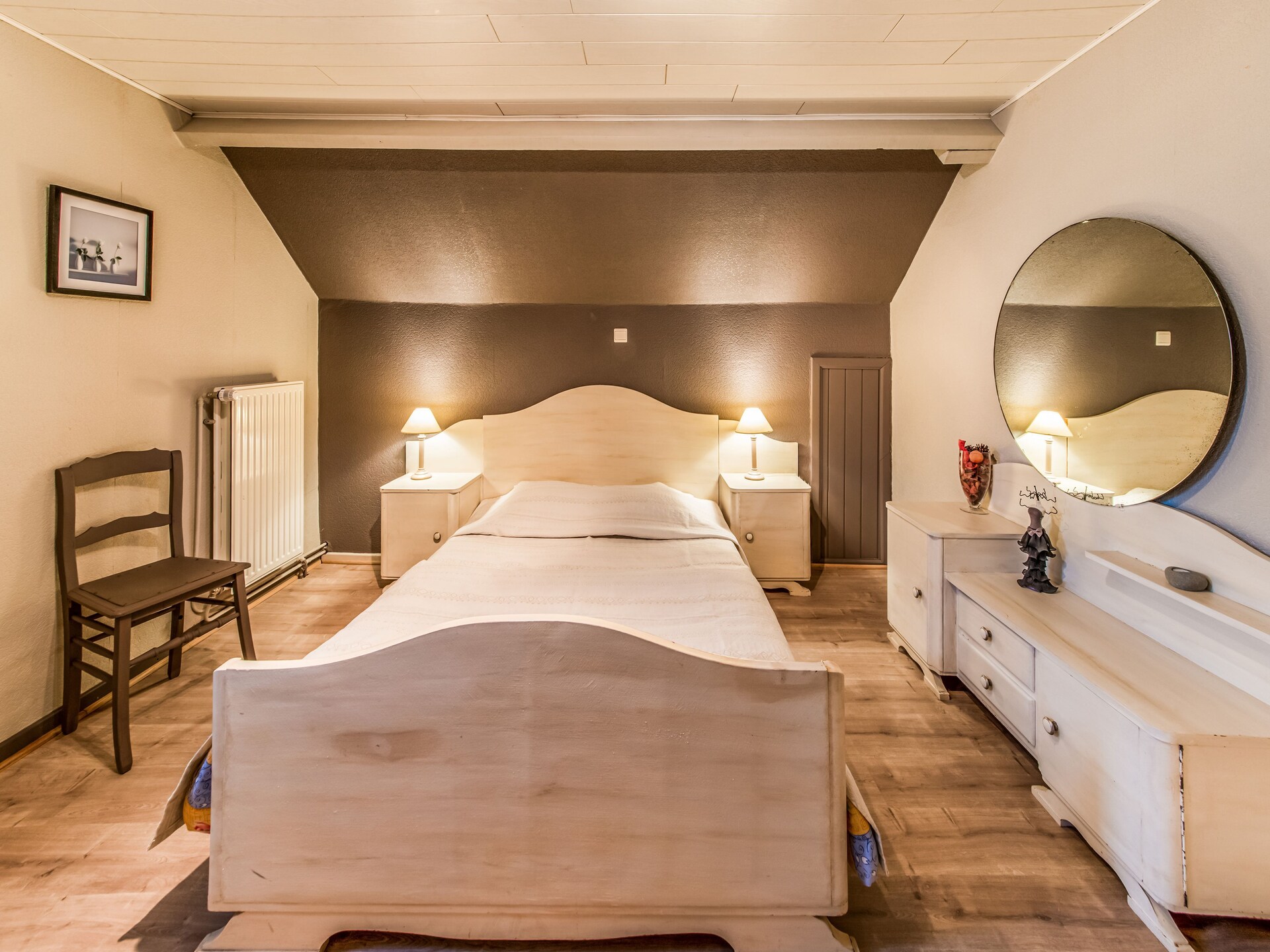 Op 1,0 km van het centrum: ruim vakantiehuis La Pieride in Lavacherie - foto 21