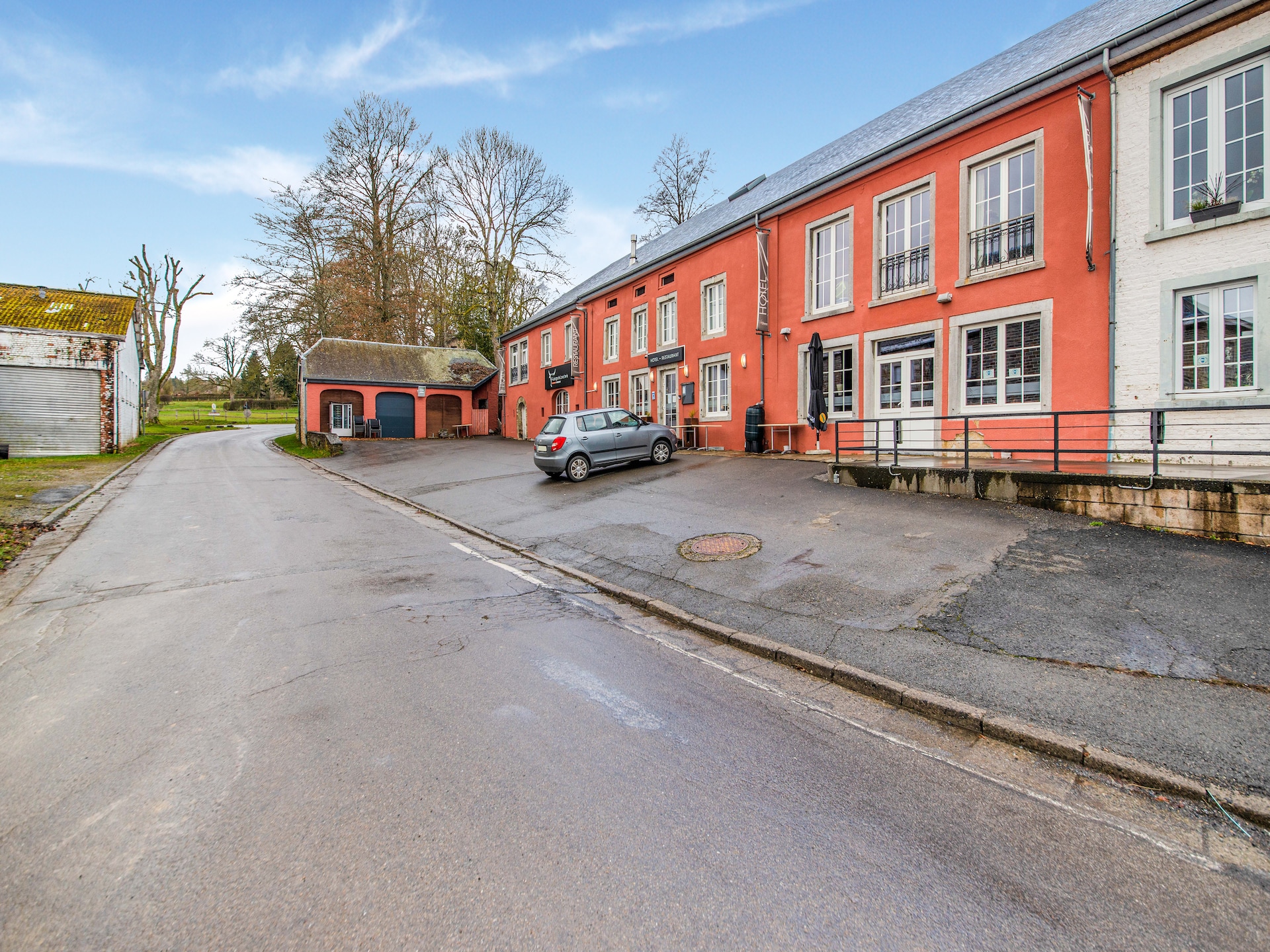 Op 1,0 km van het centrum: ruim vakantiehuis La Pieride in Lavacherie - foto 31
