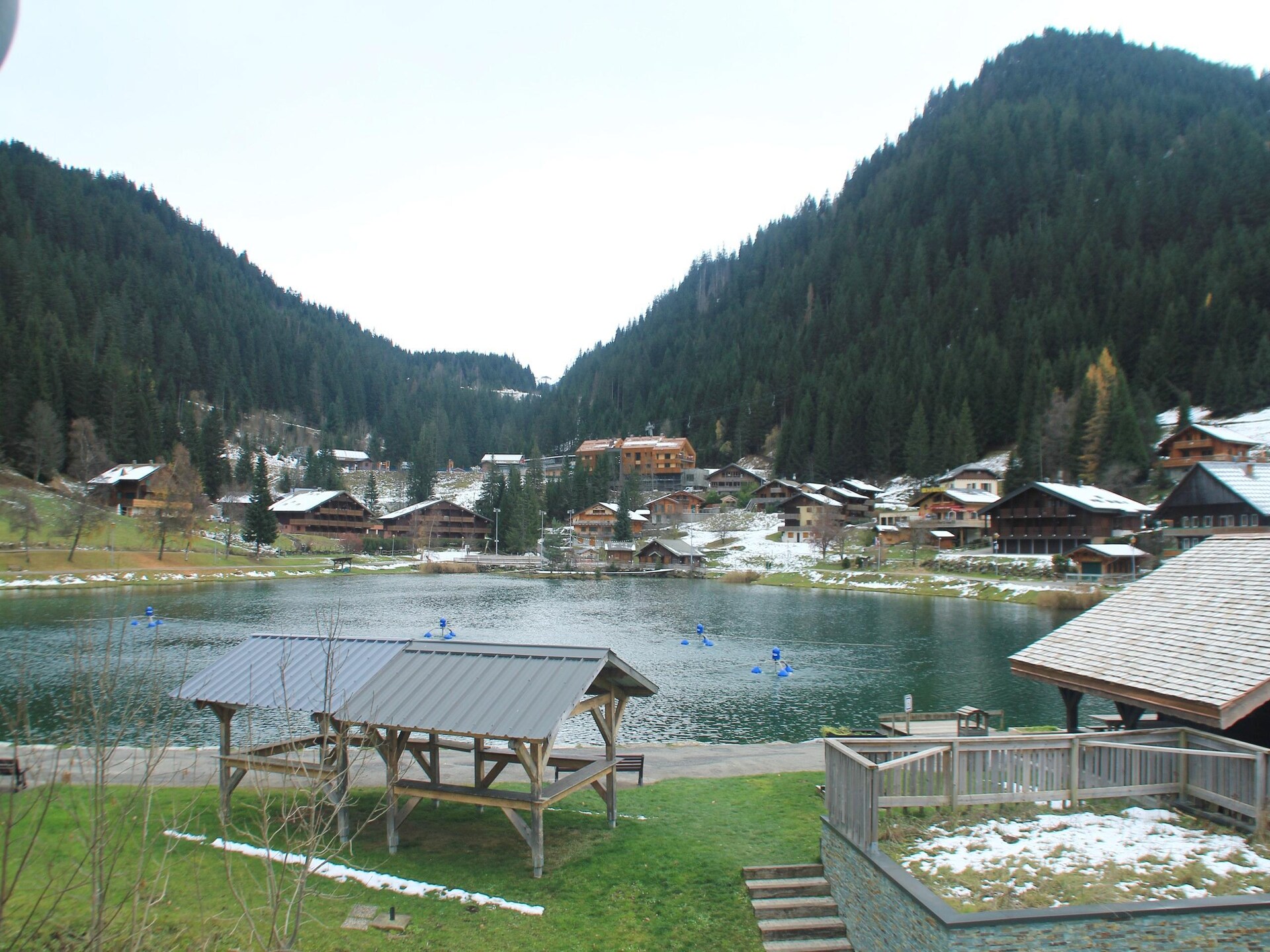 Appartement aan het meer met uitzicht op de Alpen in Châtel - foto 12