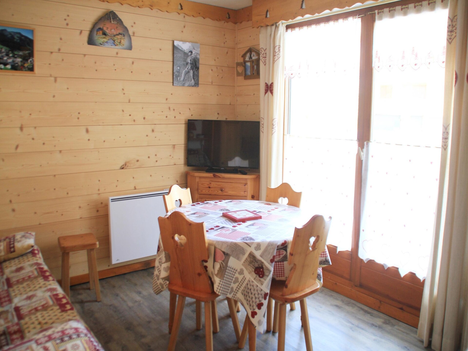 Knusse studio aan de golfbaan in Châtel met bergzicht - foto 1