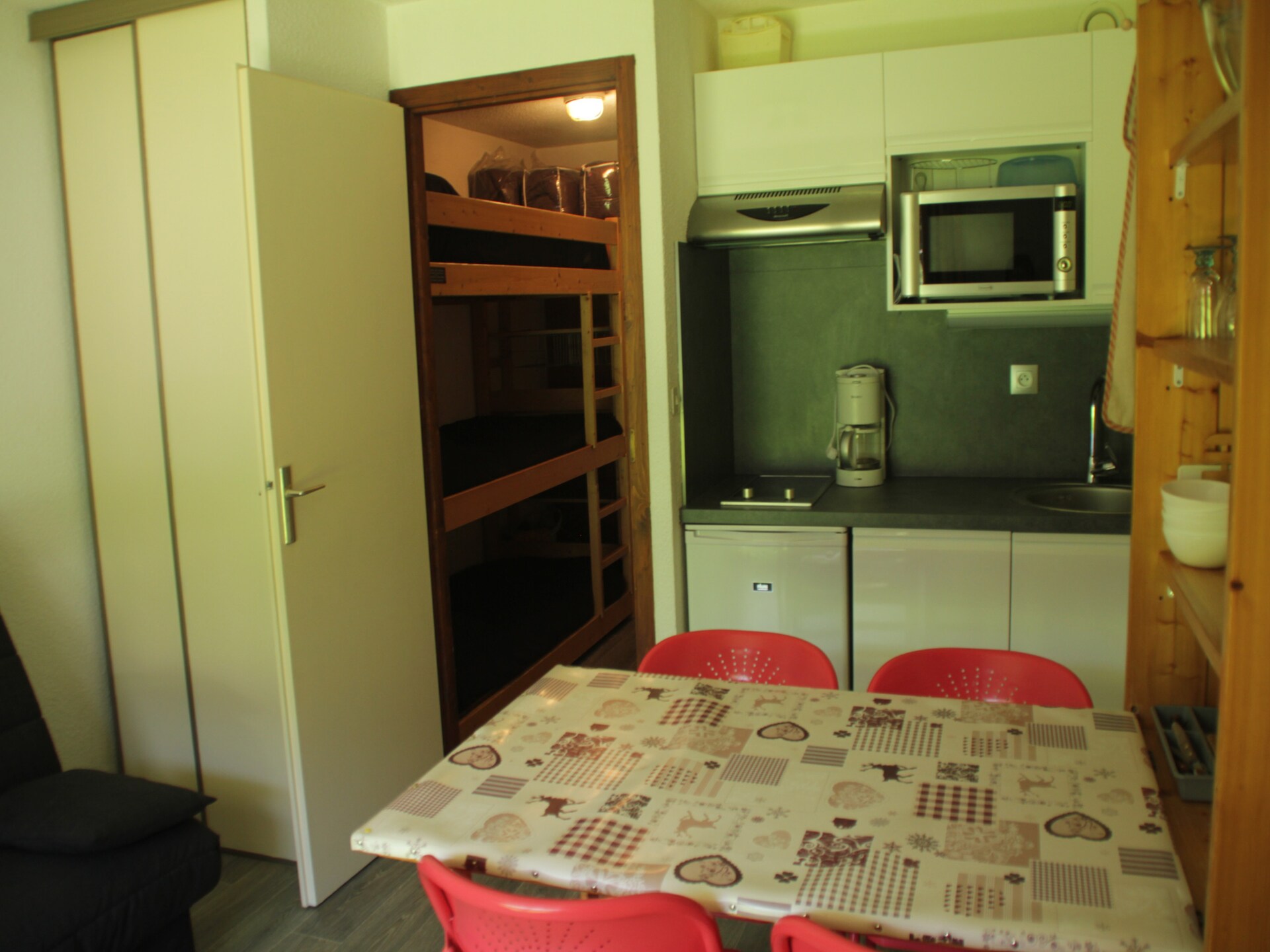 Knus appartement Linga: 300m van gondel & golfbaan in Châtel - foto 13